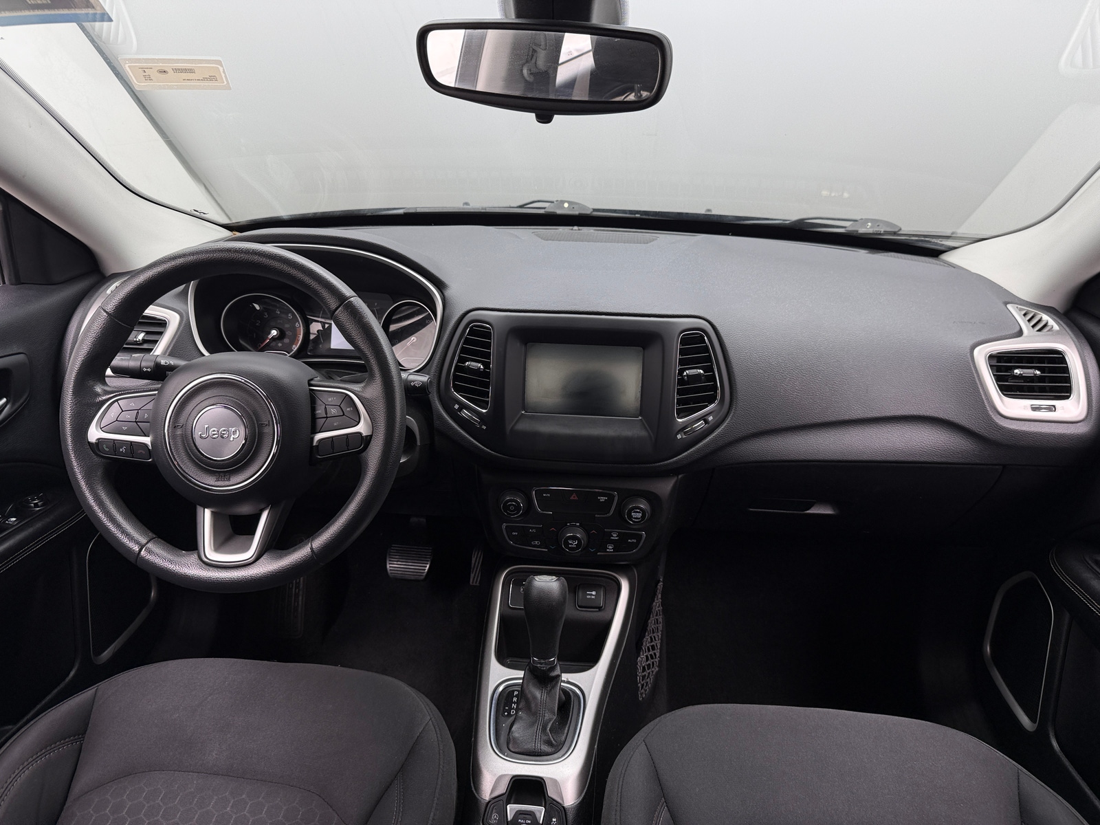 Thumbnail: 2019 Jeep Compass - 3
