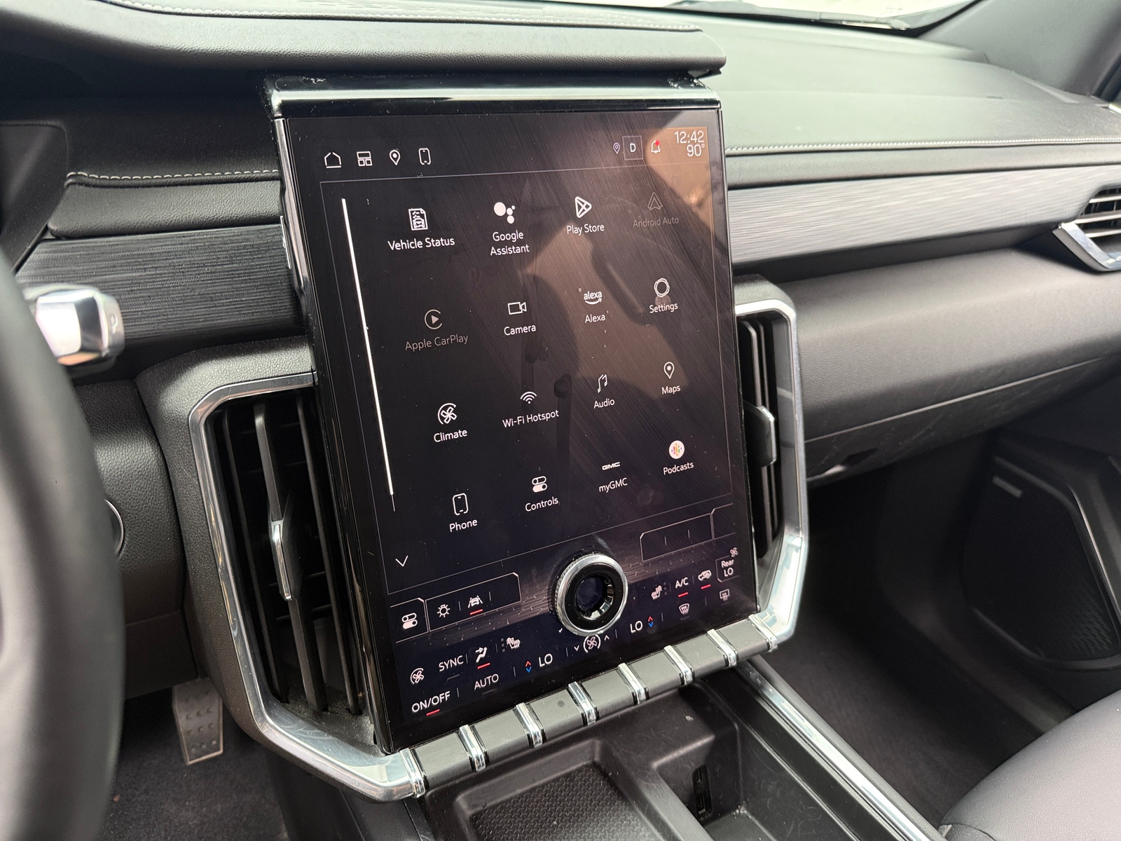Thumbnail: 2024 GMC Acadia - 3