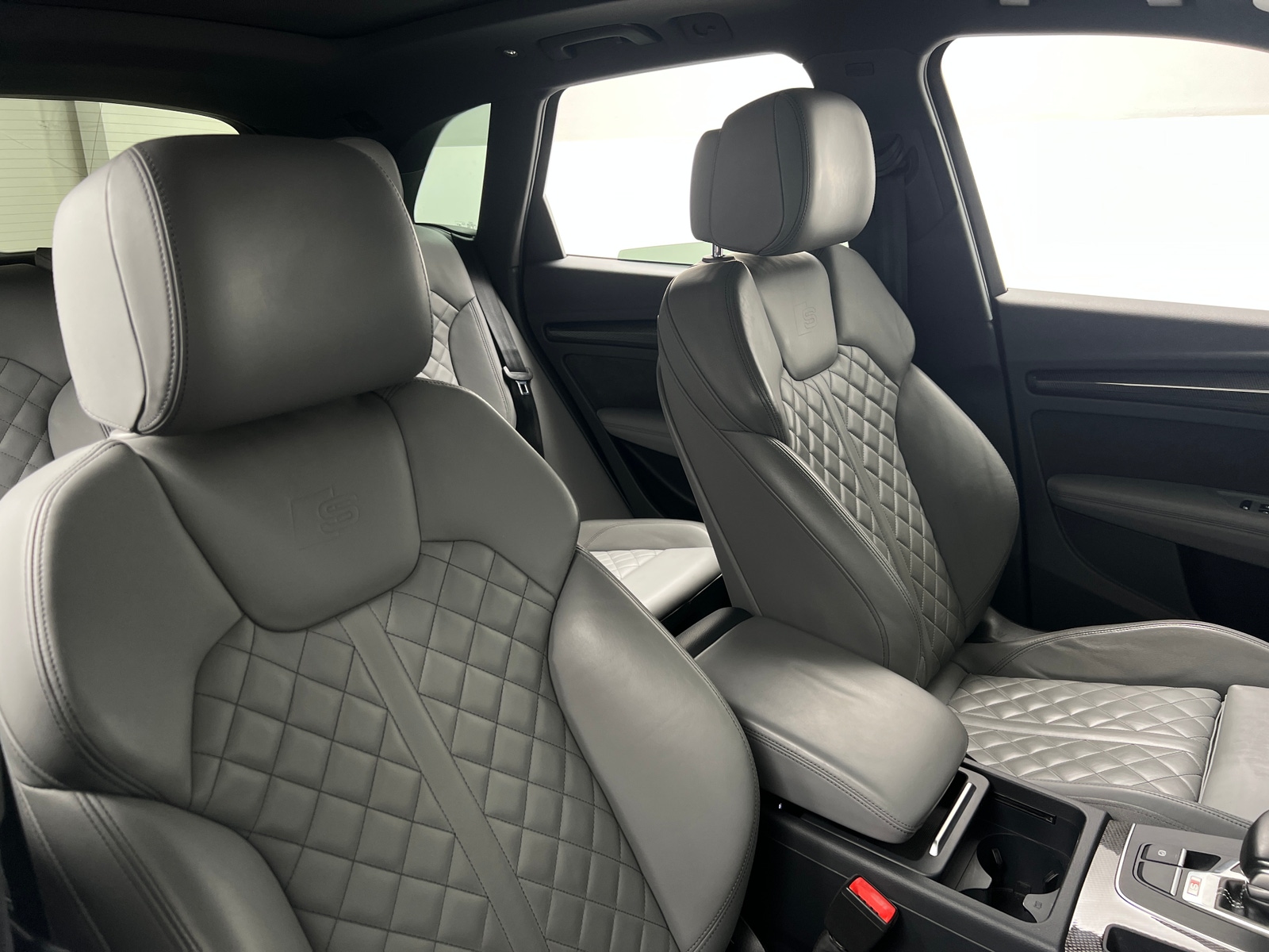 Thumbnail: 2018 Audi SQ5 - 2
