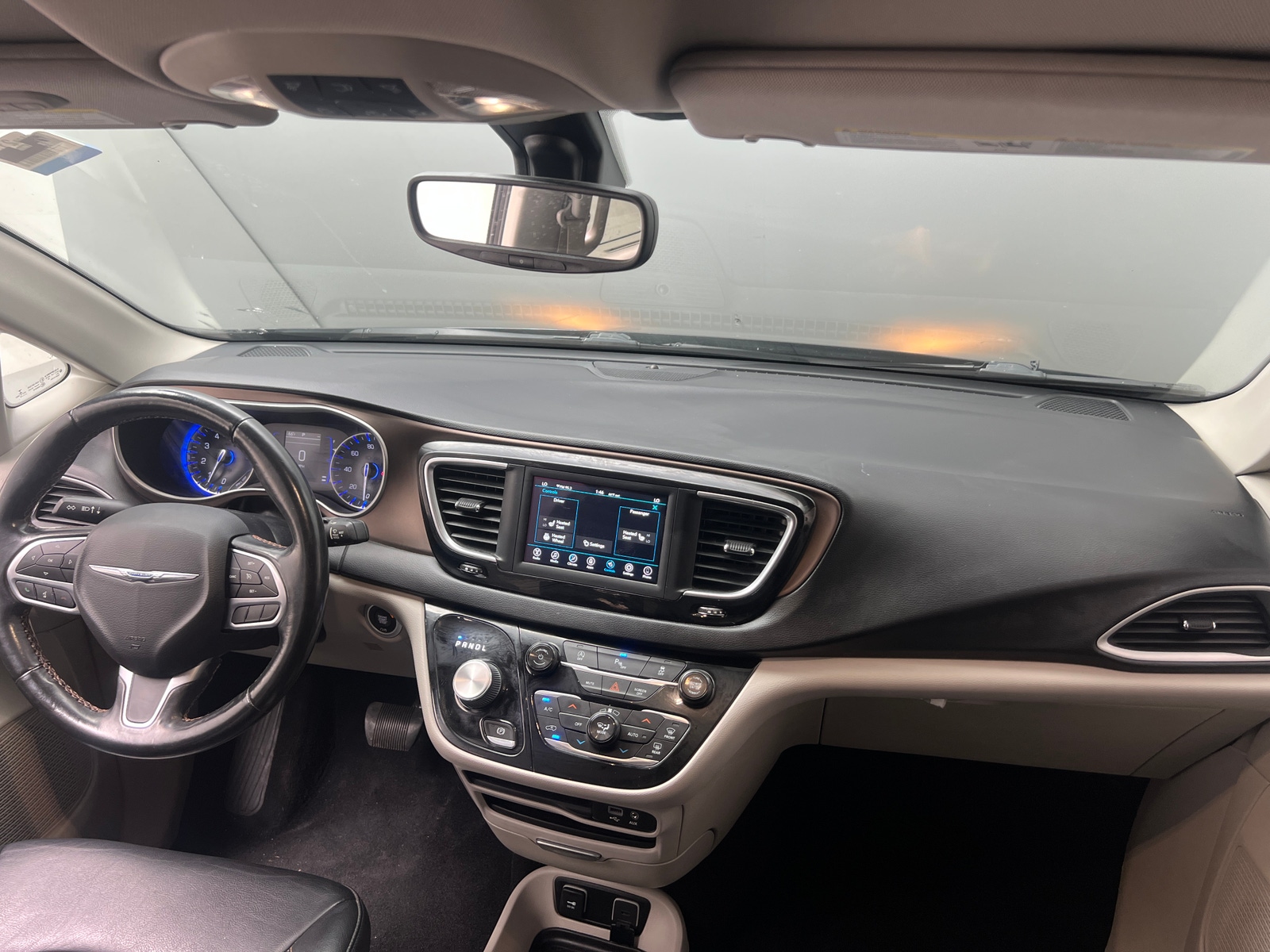 Thumbnail: 2019 Chrysler Pacifica - 2