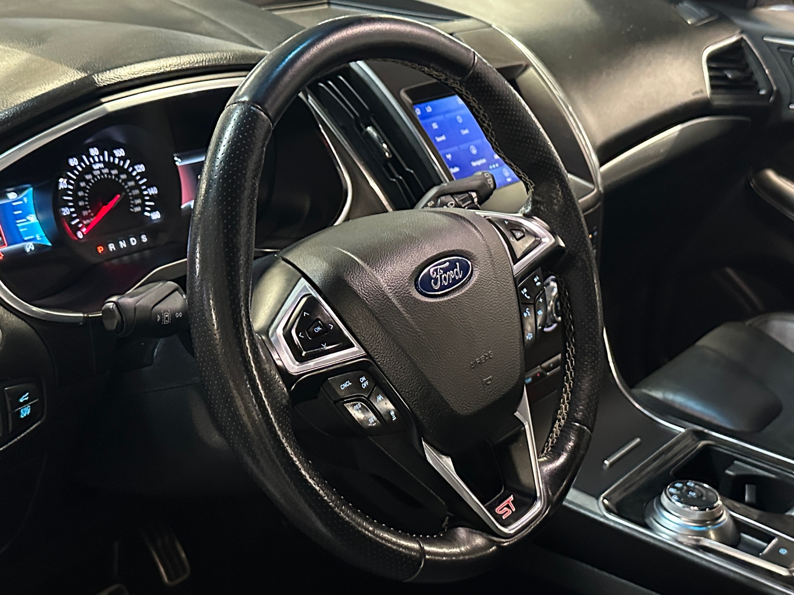 Thumbnail: 2020 Ford Edge - 4