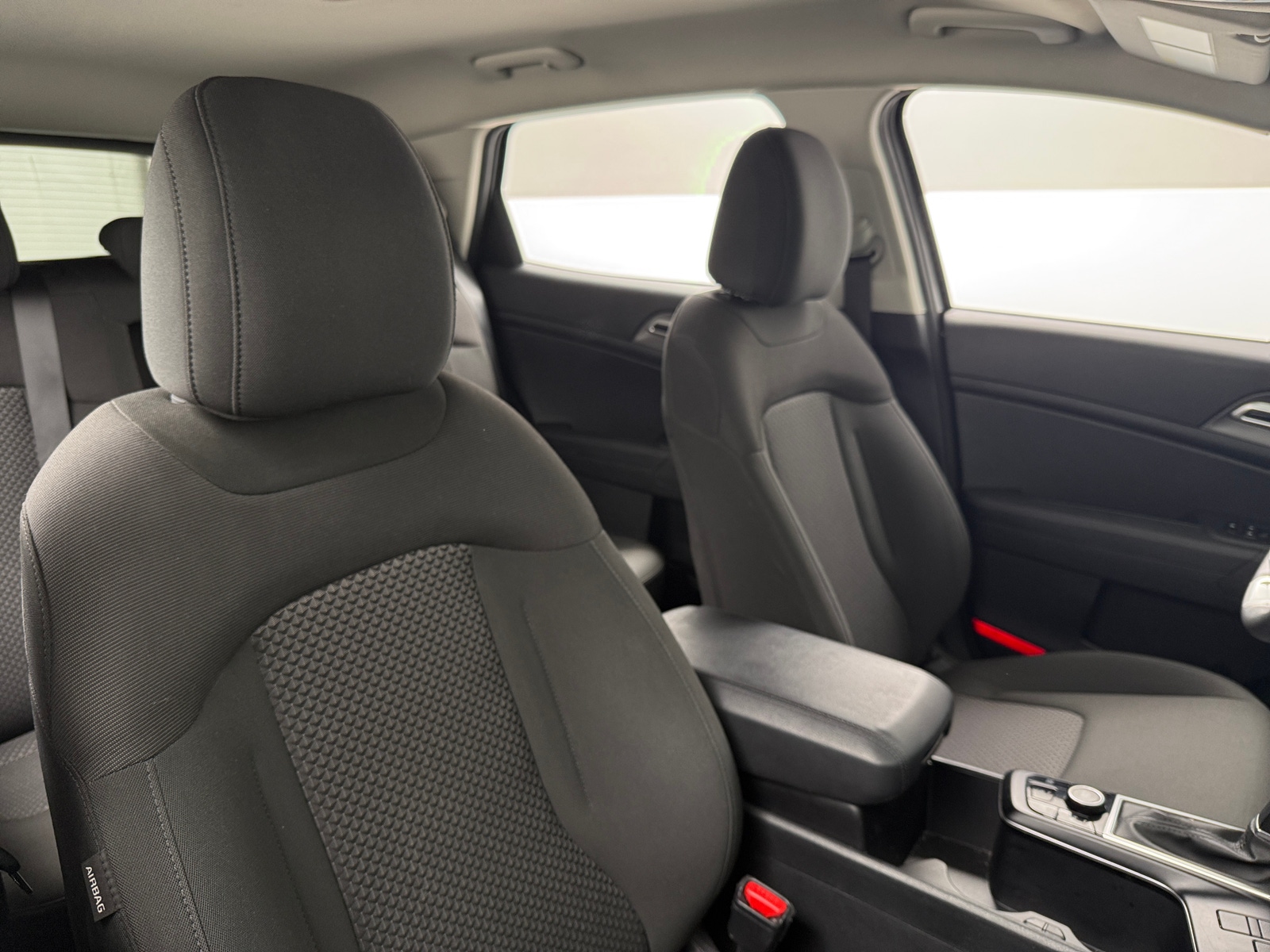 Thumbnail: 2025 Kia Sportage - 2