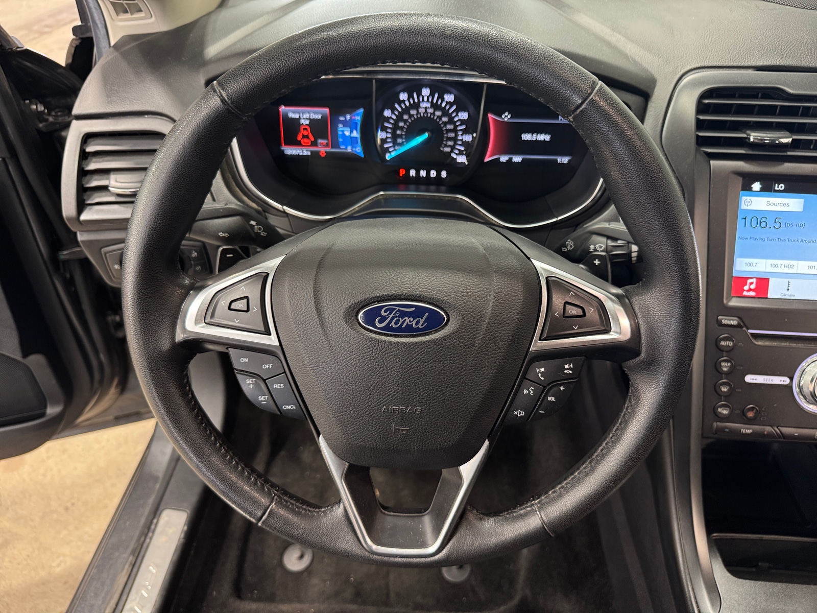 Thumbnail: 2017 Ford Fusion - 4