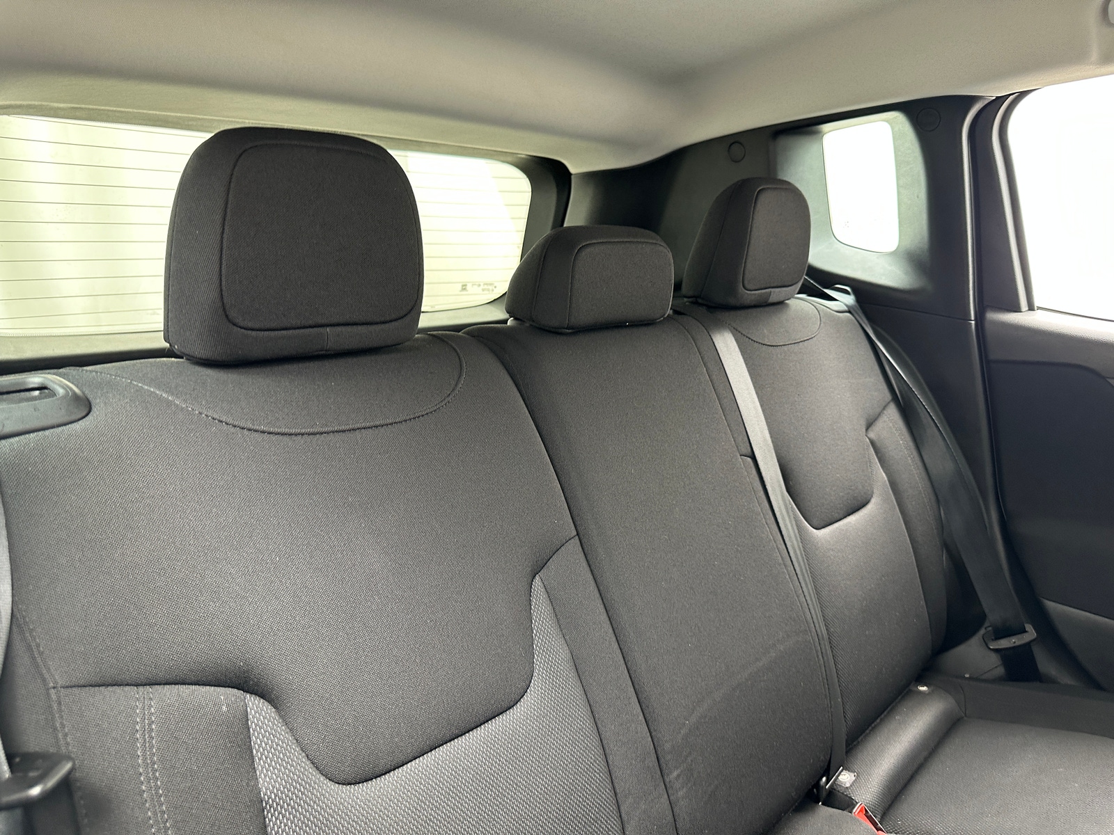Thumbnail: 2021 Jeep Renegade - 6