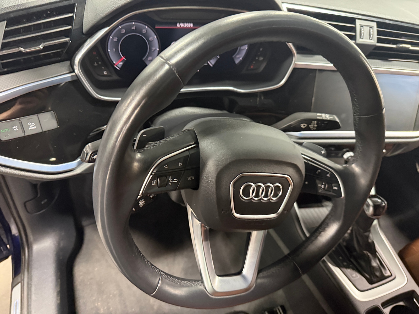 Thumbnail: 2021 Audi Q3 - 4