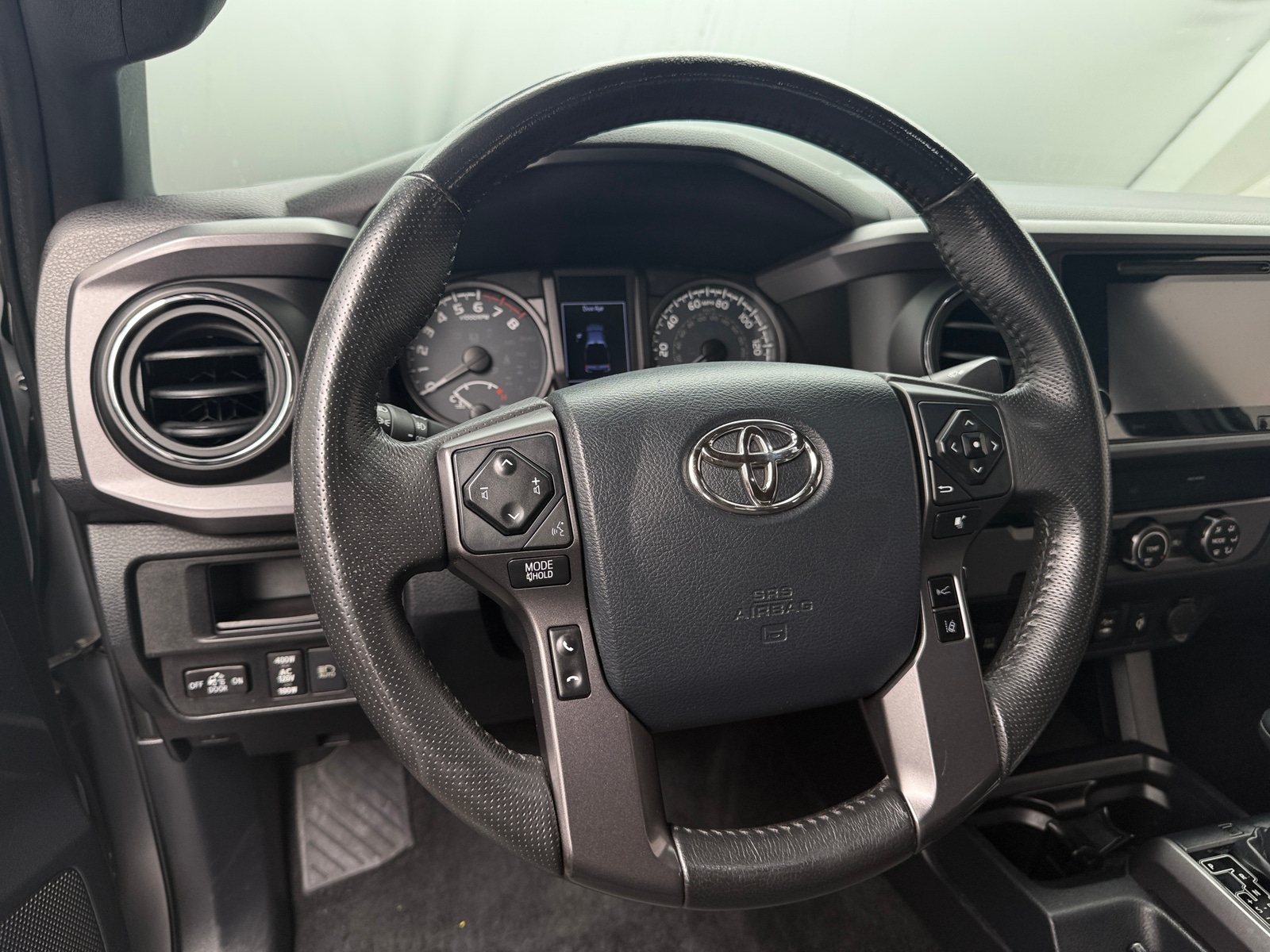 Thumbnail: 2019 Toyota Tacoma - 5