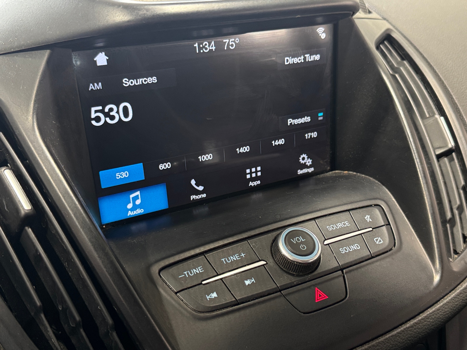 Thumbnail: 2019 Ford Escape - 4