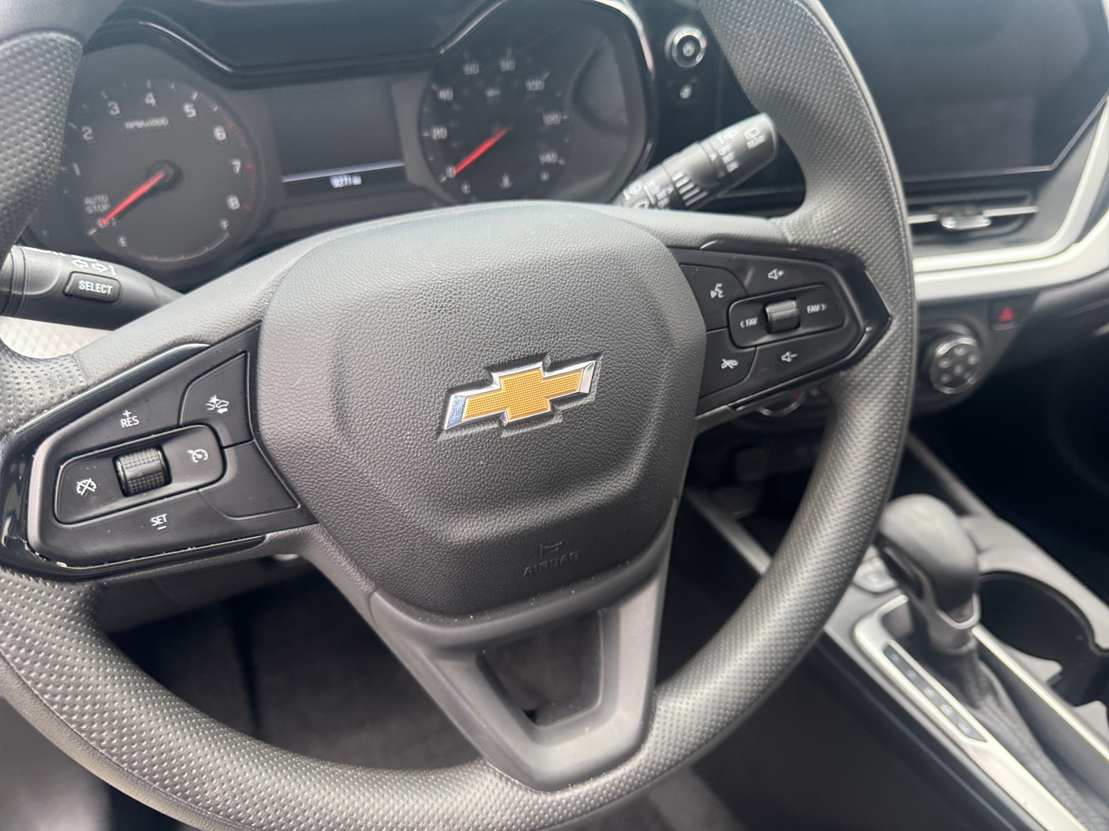 Thumbnail: 2025 Chevrolet Trax - 5