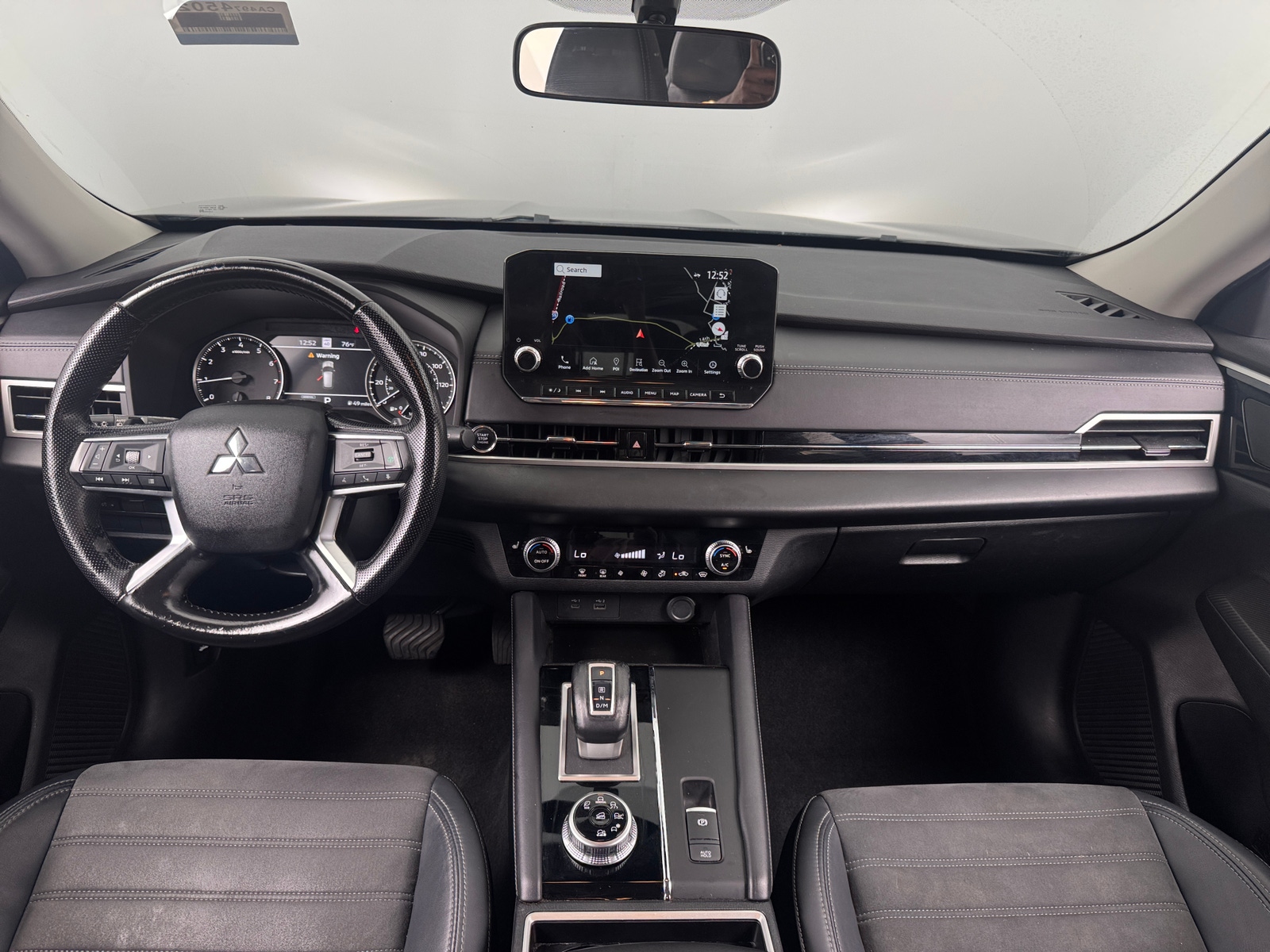Thumbnail: 2023 Mitsubishi Outlander - 2