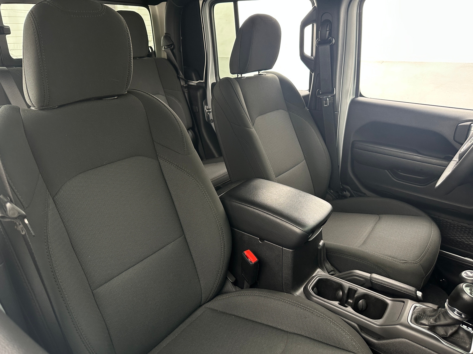 Thumbnail: 2023 Jeep Gladiator - 2