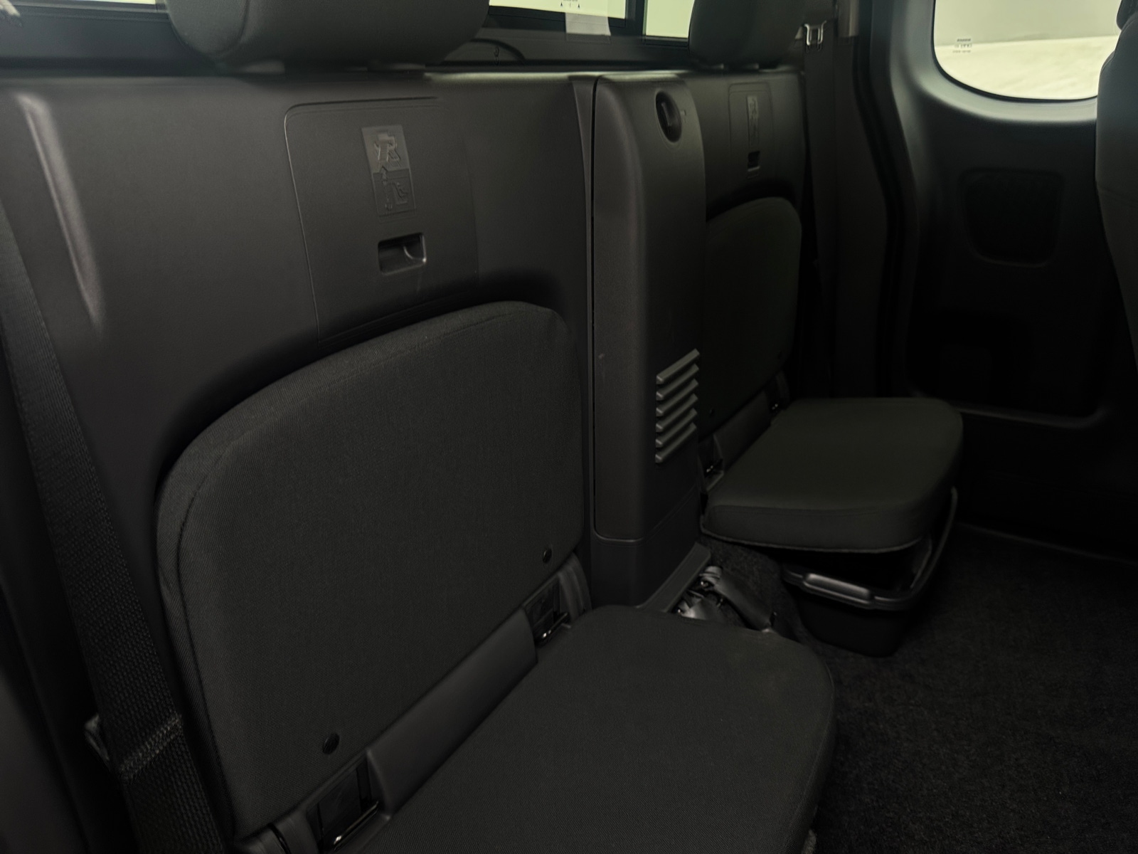 Thumbnail: 2024 Nissan Frontier - 6