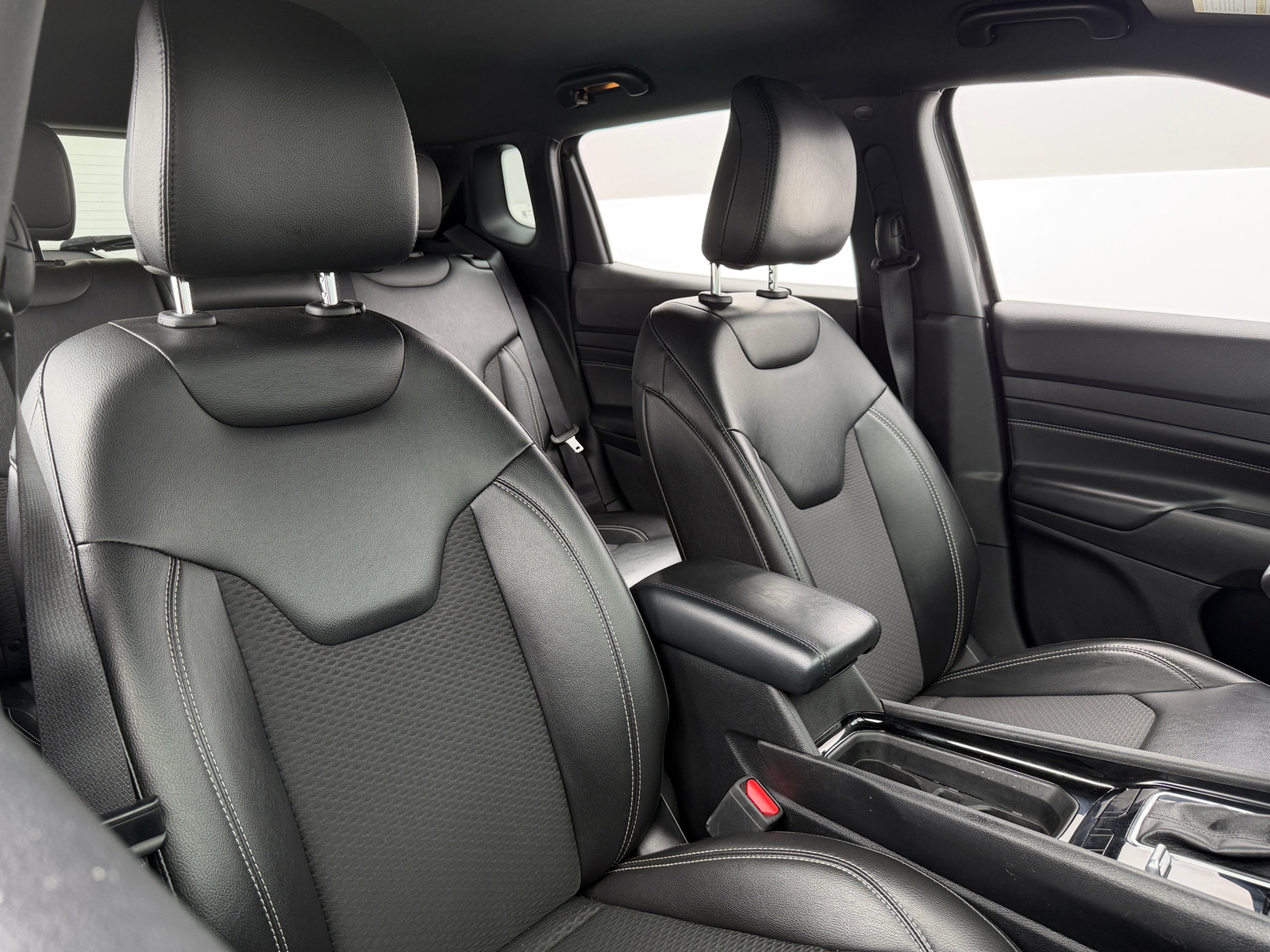 Thumbnail: 2023 Jeep Compass - 2