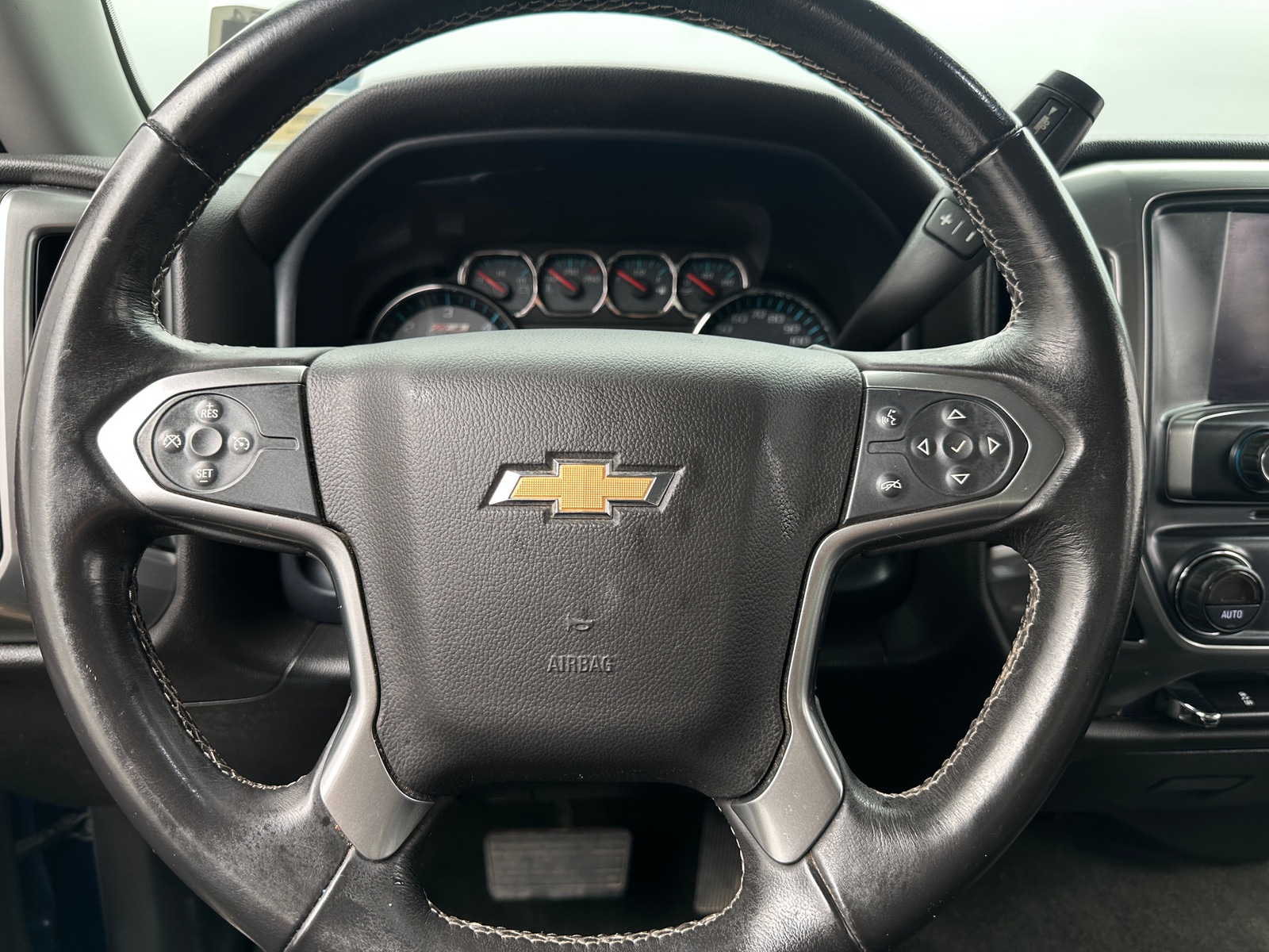 Thumbnail: 2017 Chevrolet Silverado 1500 - 5