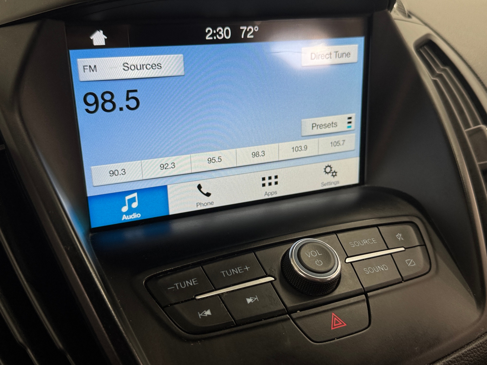Thumbnail: 2019 Ford Escape - 4