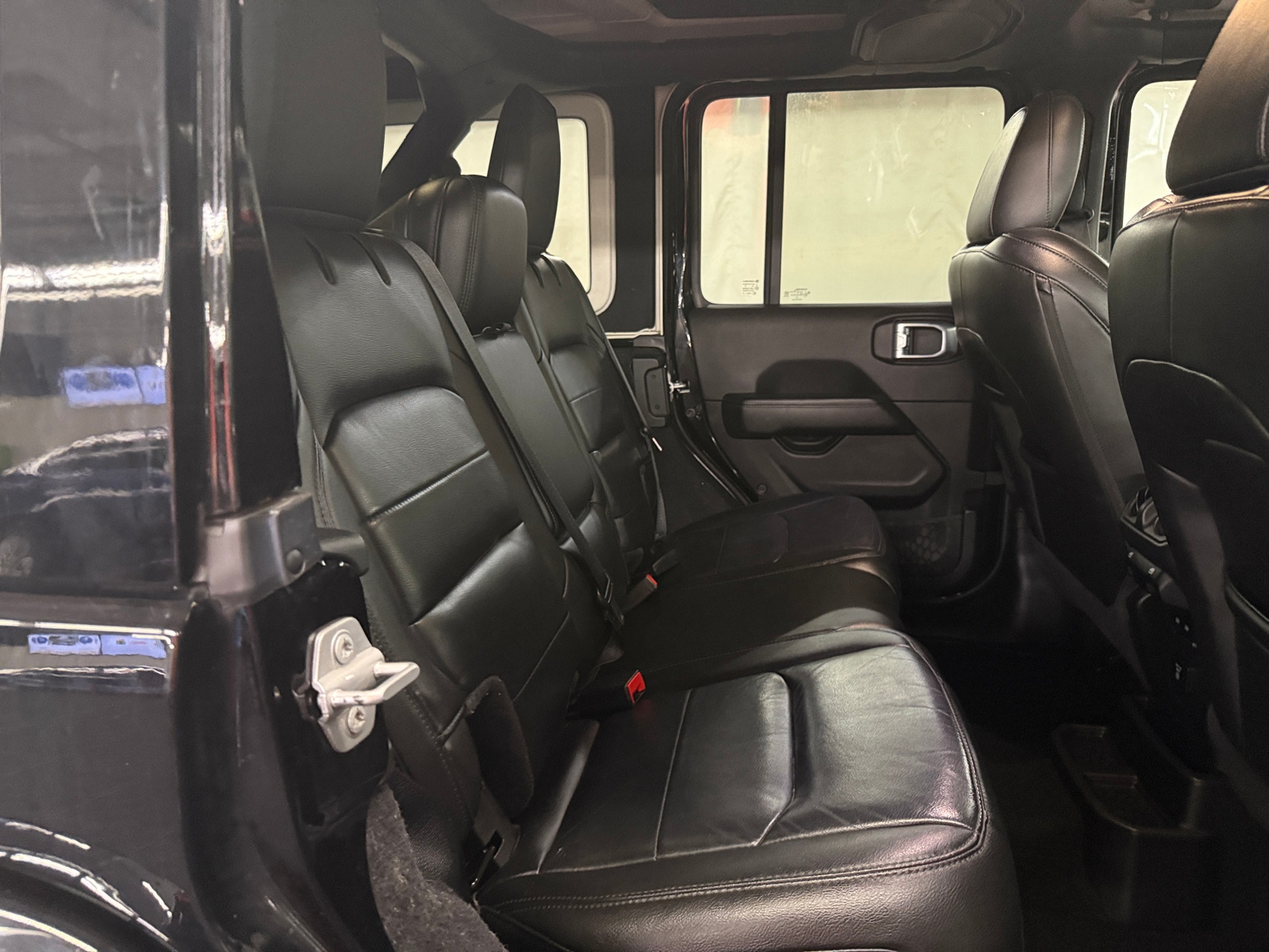 Thumbnail: 2021 Jeep Wrangler - 5