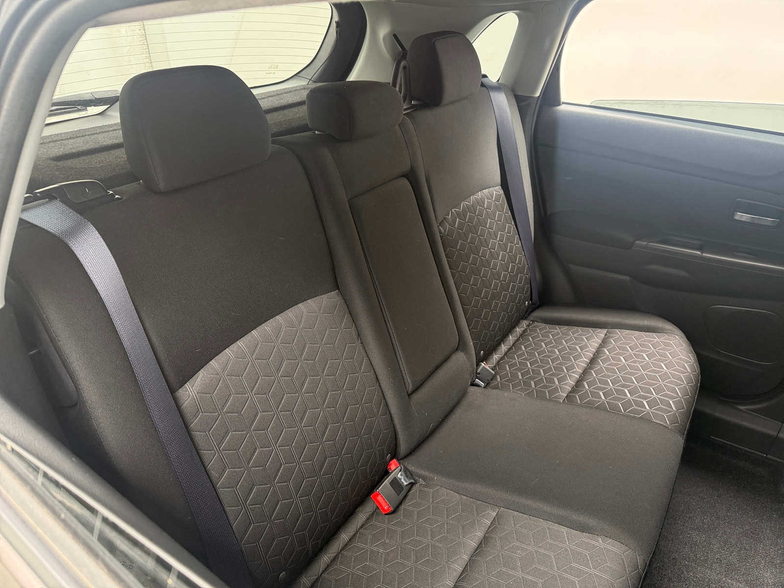 Thumbnail: 2021 Mitsubishi Outlander Sport - 6