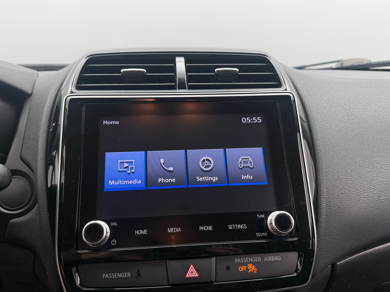 Thumbnail: 2021 Mitsubishi Outlander Sport - 4
