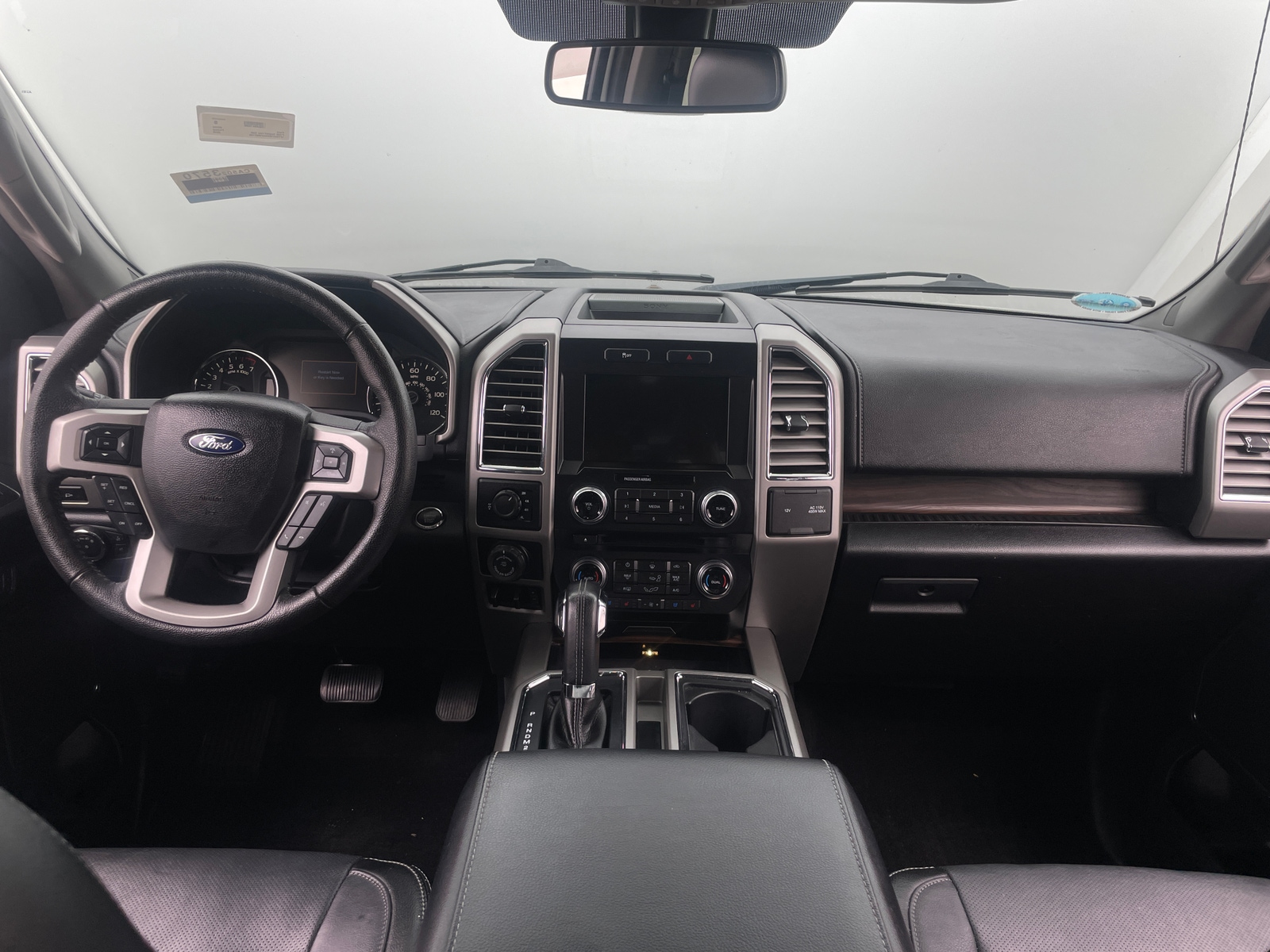 Thumbnail: 2016 Ford Econoline - 3