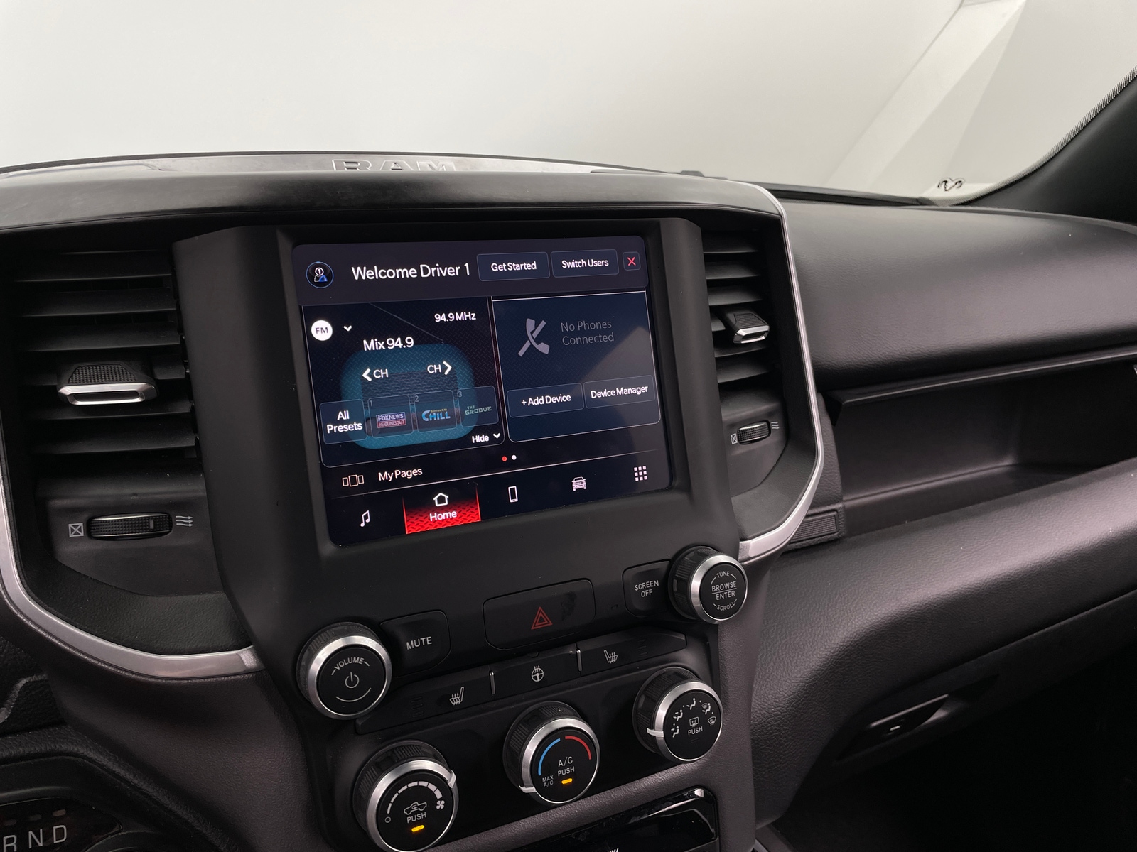 Thumbnail: 2023 RAM 1500 - 4