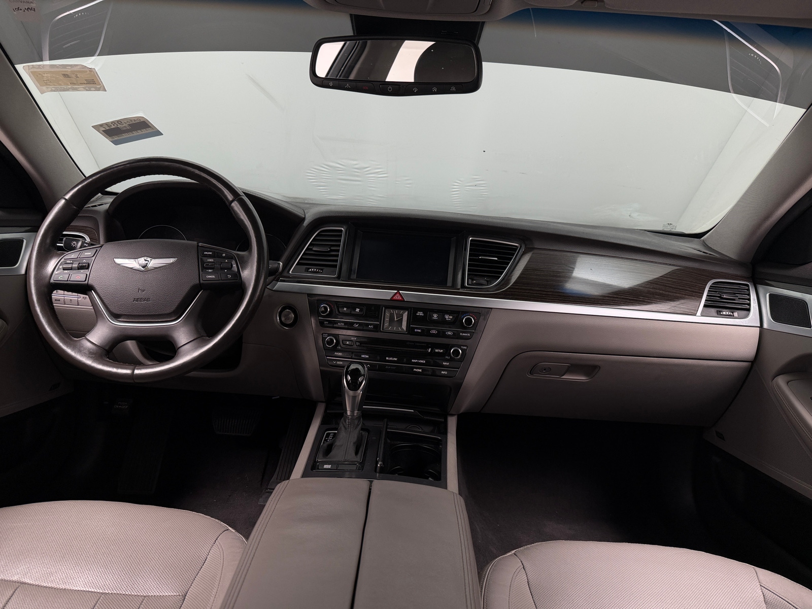 Thumbnail: 2016 Hyundai Genesis - 2