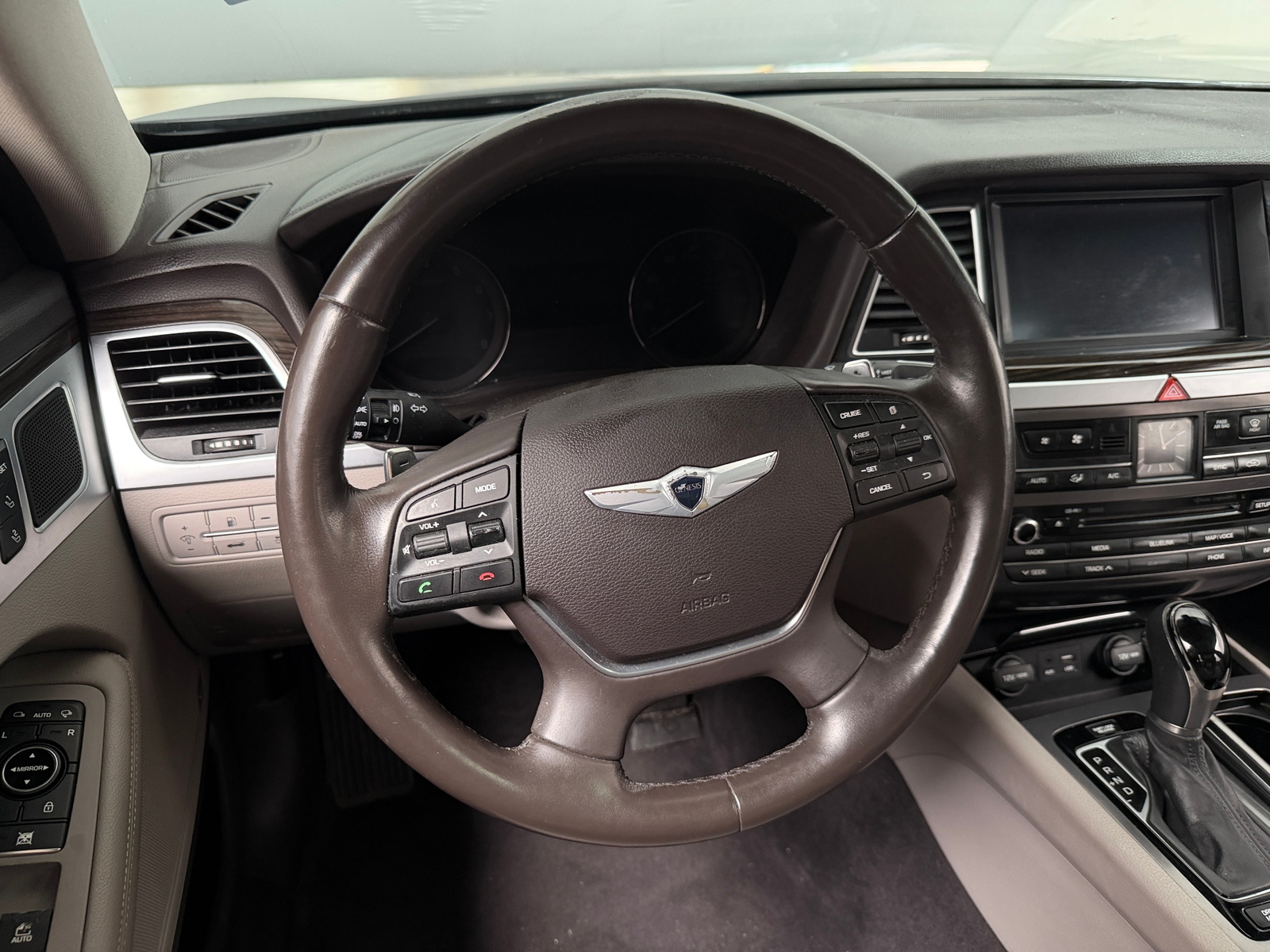 Thumbnail: 2016 Hyundai Genesis - 4