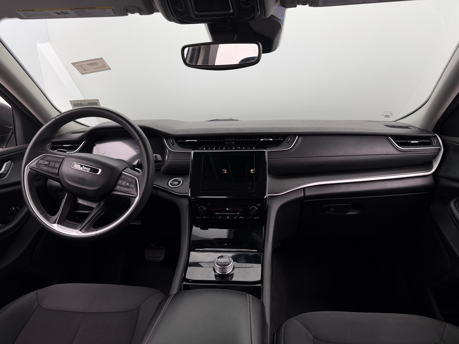 Thumbnail: 2023 Jeep Grand Cherokee L - 3