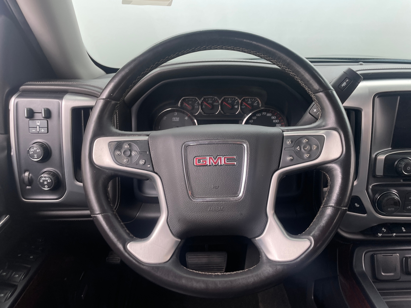 Thumbnail: 2015 GMC Sierra 1500 - 4