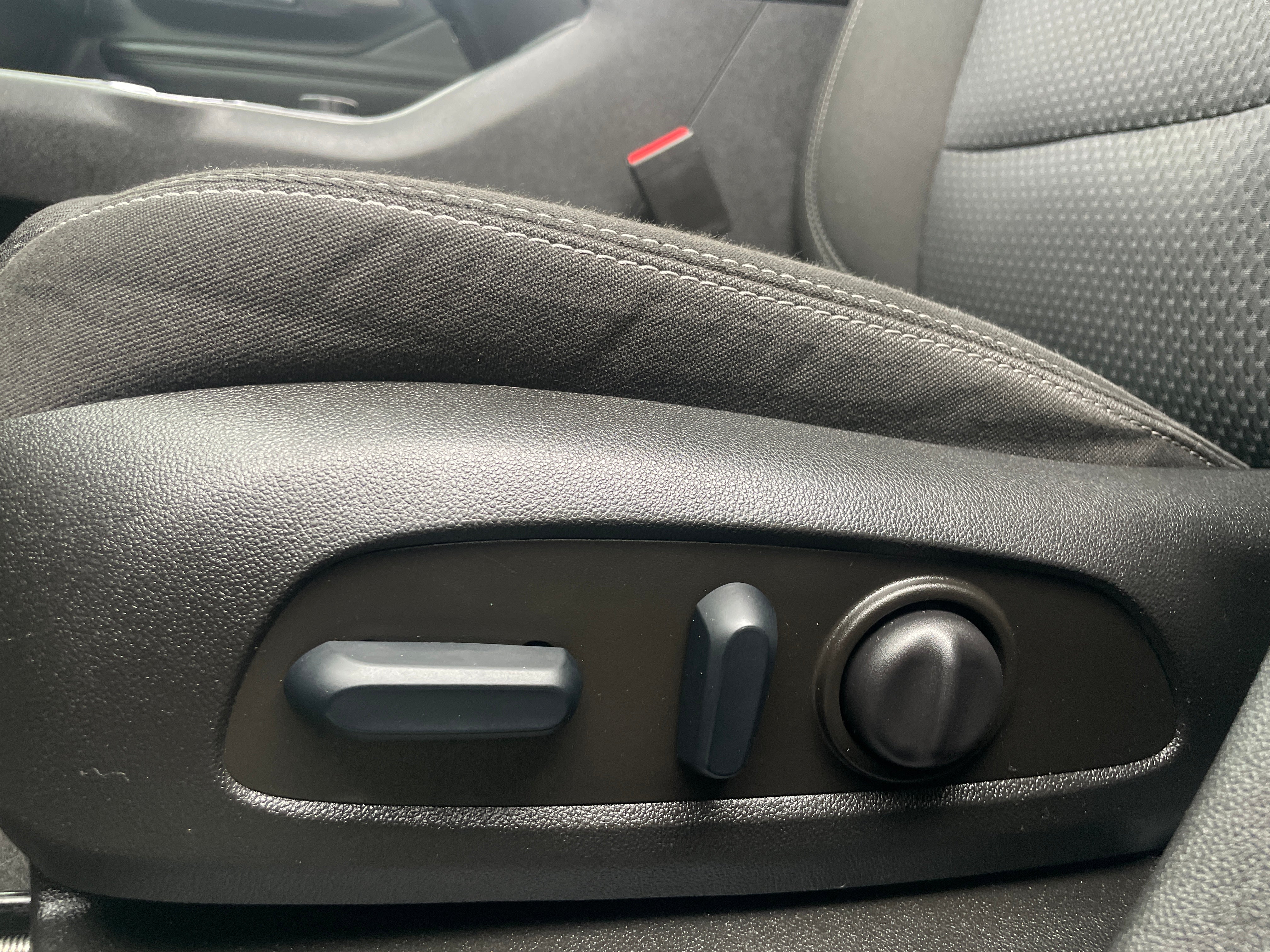 2022 GMC Terrain SLE - Photo 3