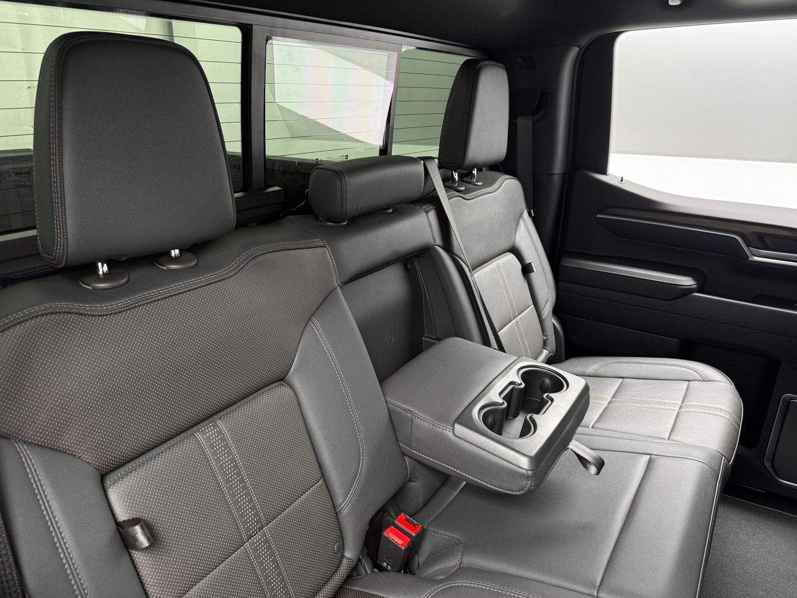 Thumbnail: 2025 Chevrolet Silverado 1500 - 5