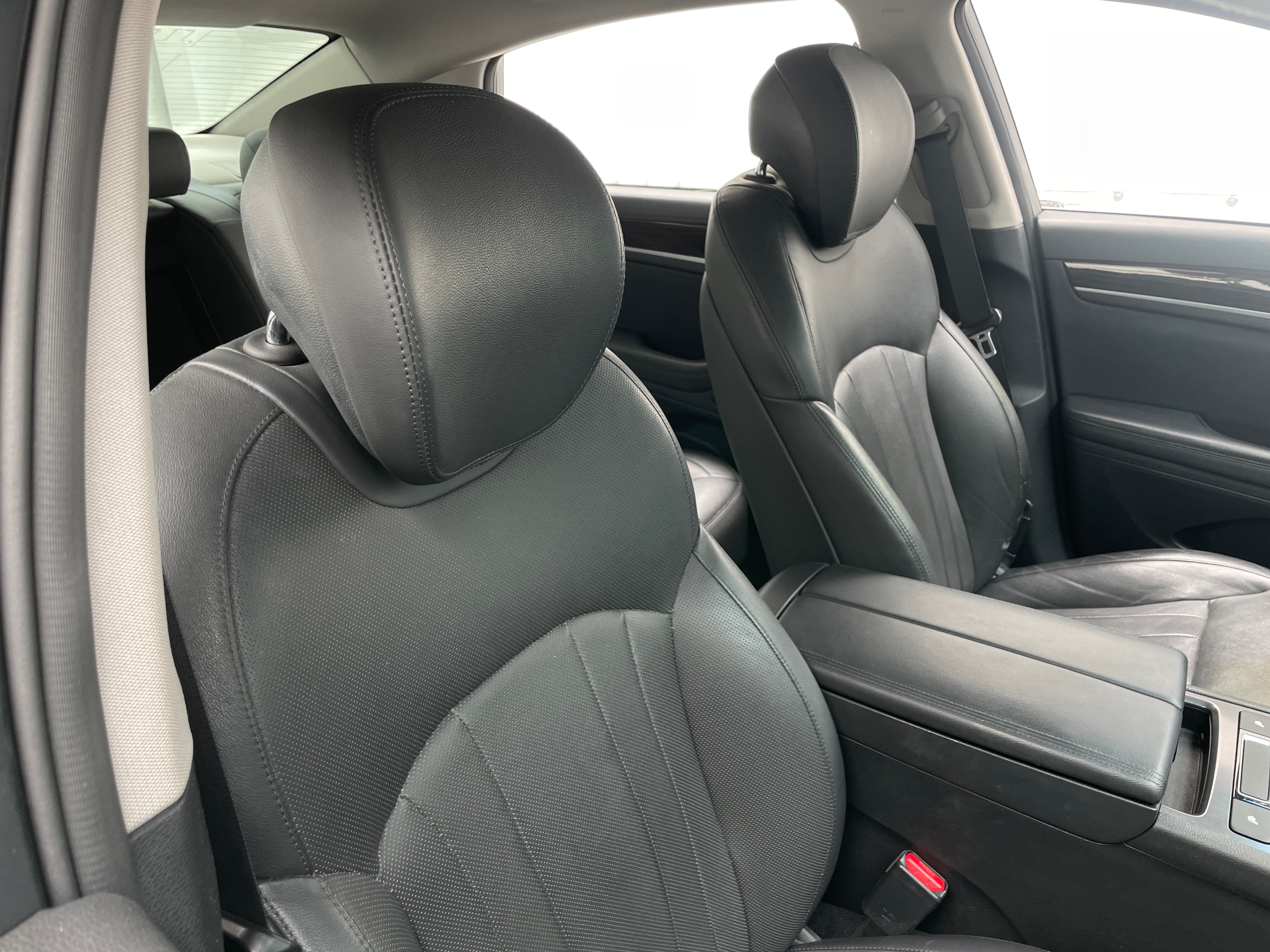 2017 GENESIS G80
