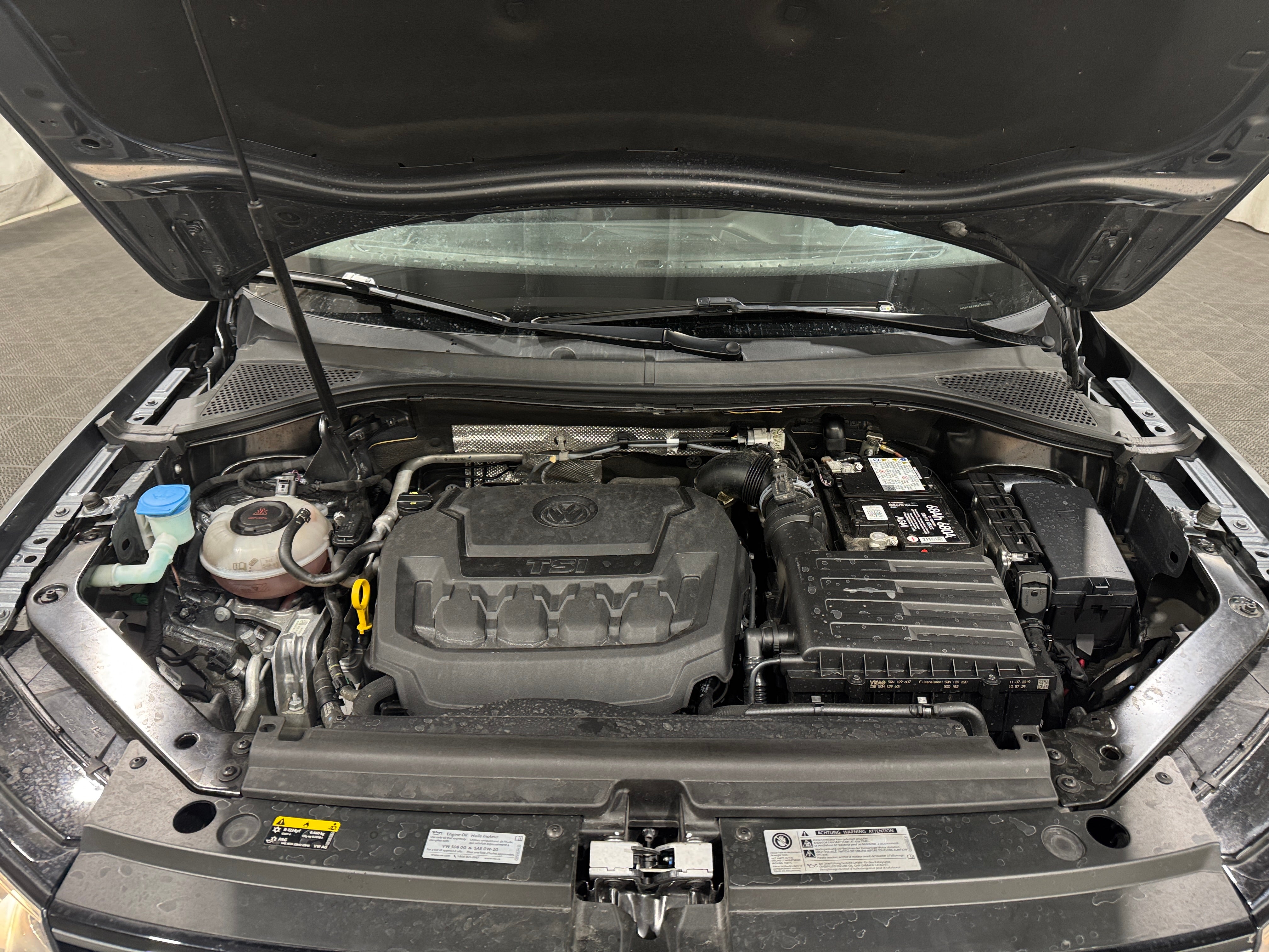 2019 Volkswagen Tiguan SE - Photo 2