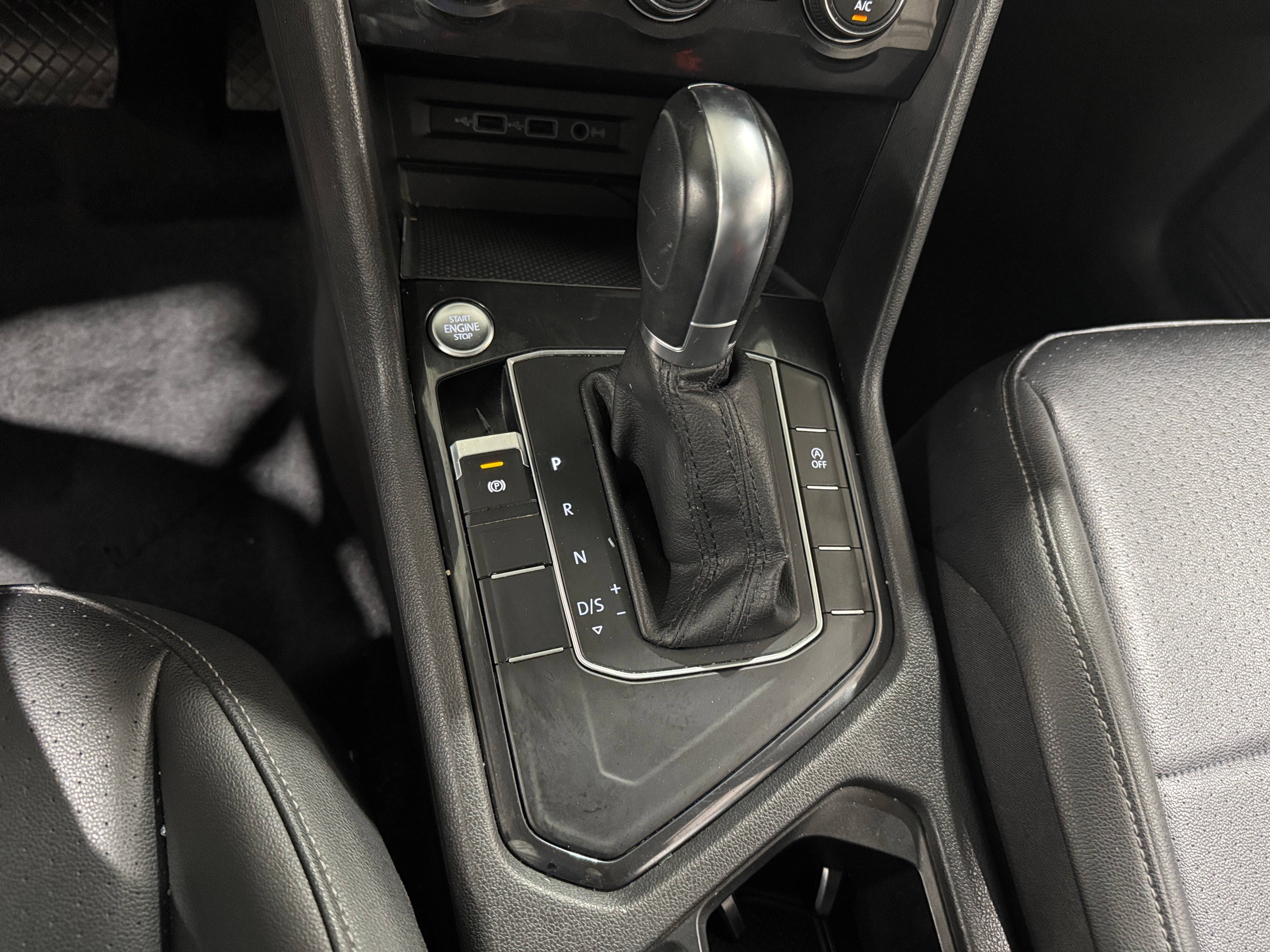 2019 Volkswagen Tiguan SE - Photo 7