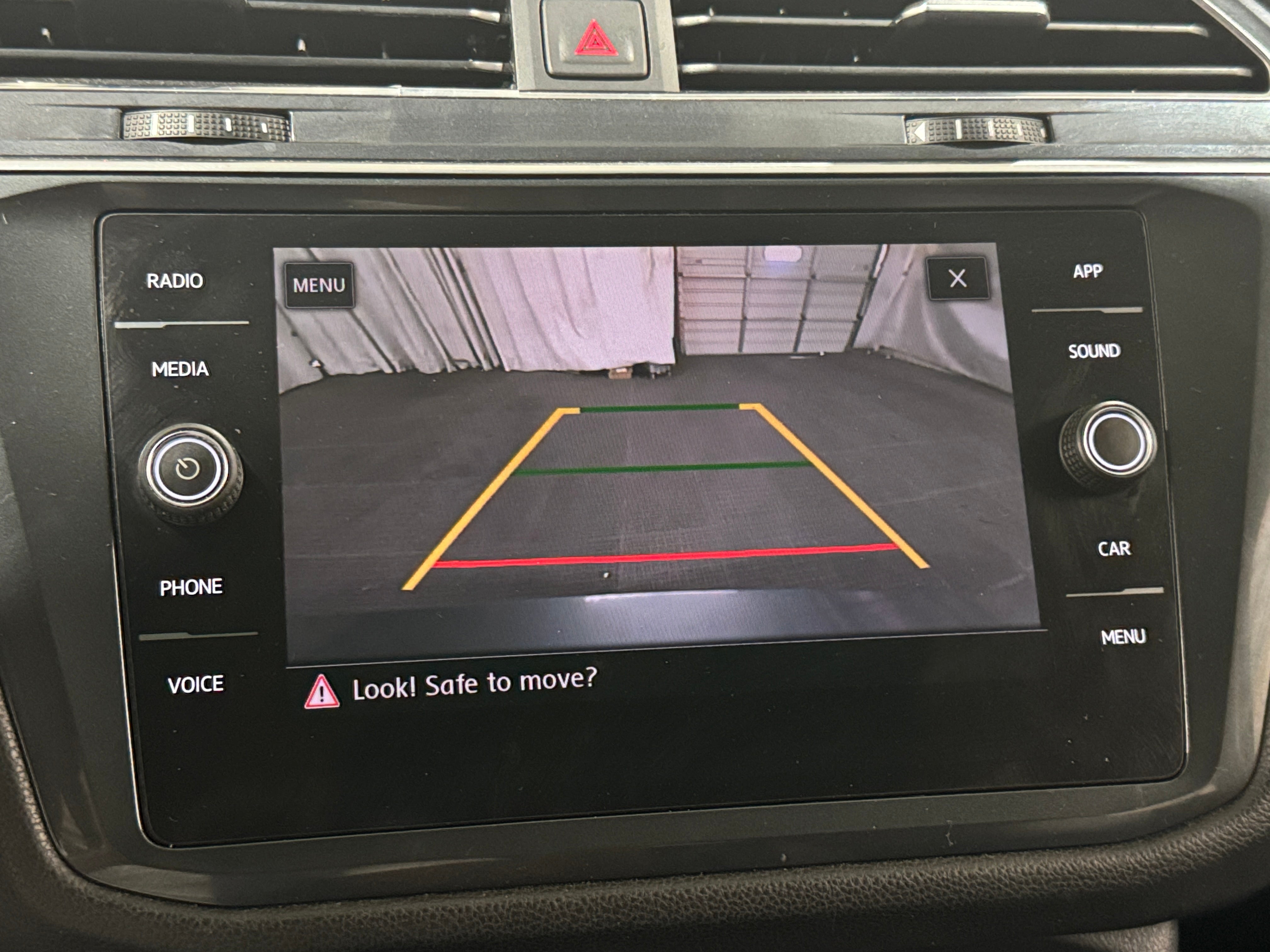 2019 Volkswagen Tiguan SE - Photo 15