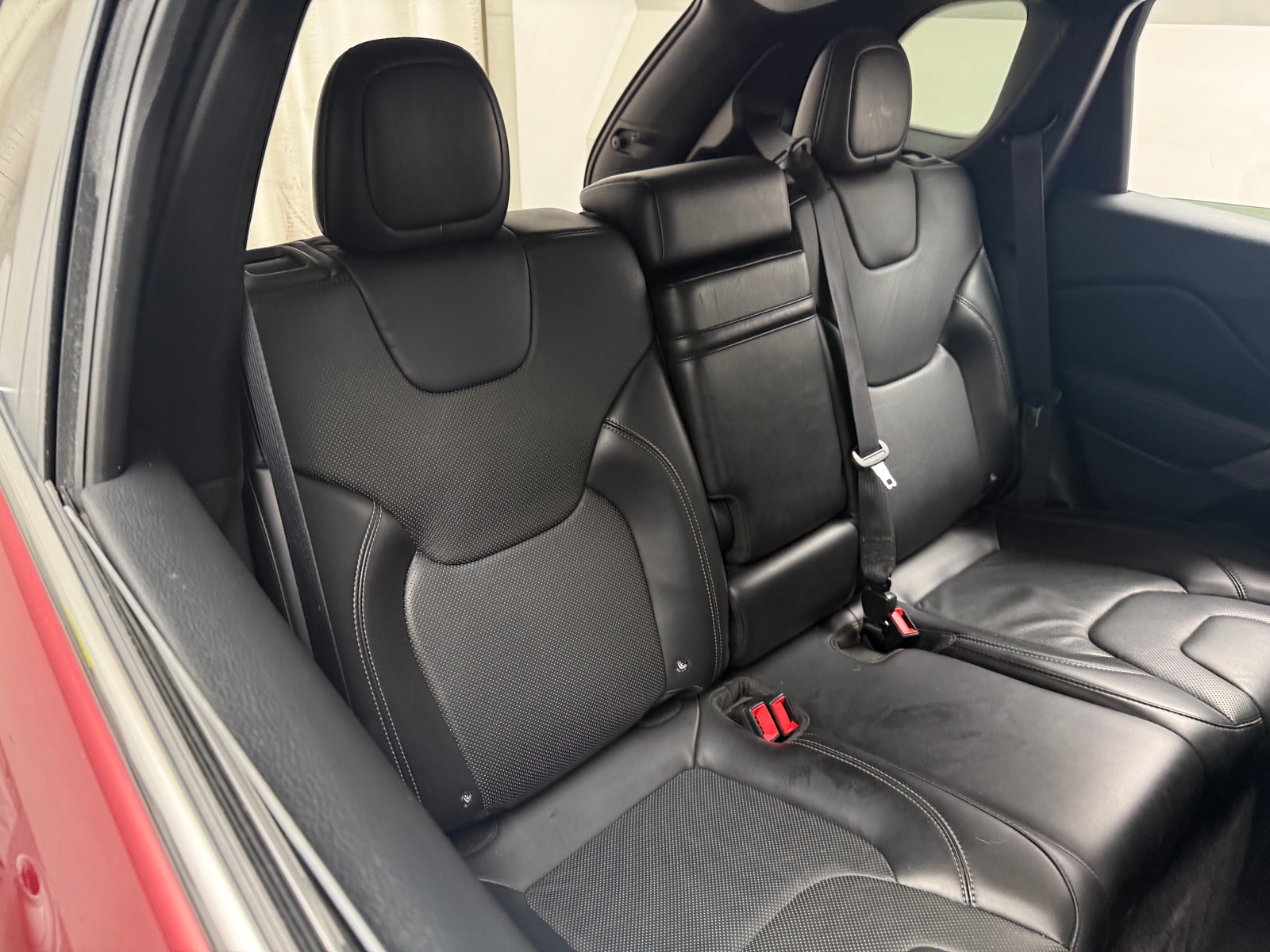Thumbnail: 2019 Jeep Cherokee - 5