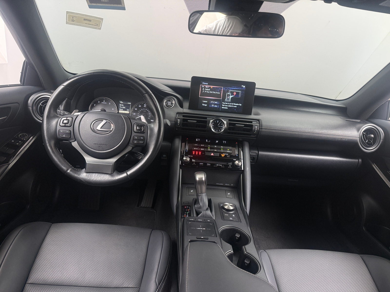Thumbnail: 2025 Lexus IS - 2