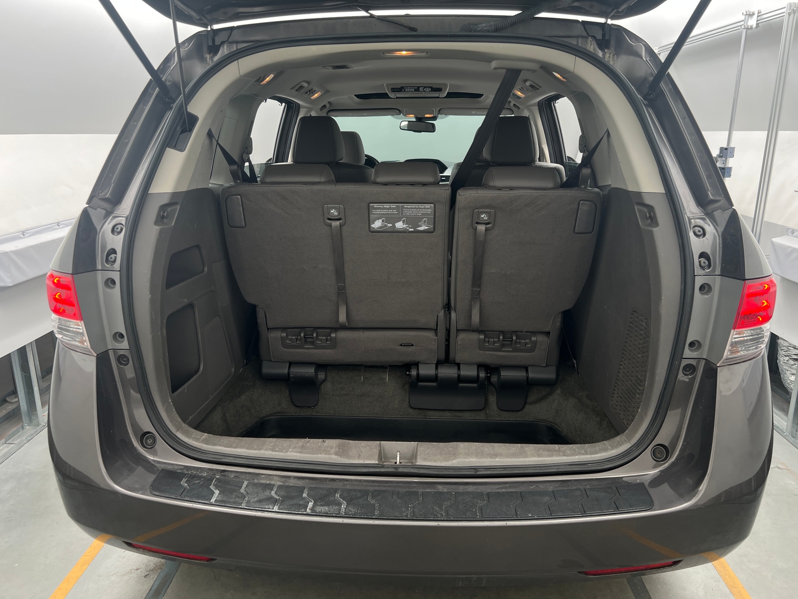 Thumbnail: 2015 Honda Odyssey - 6