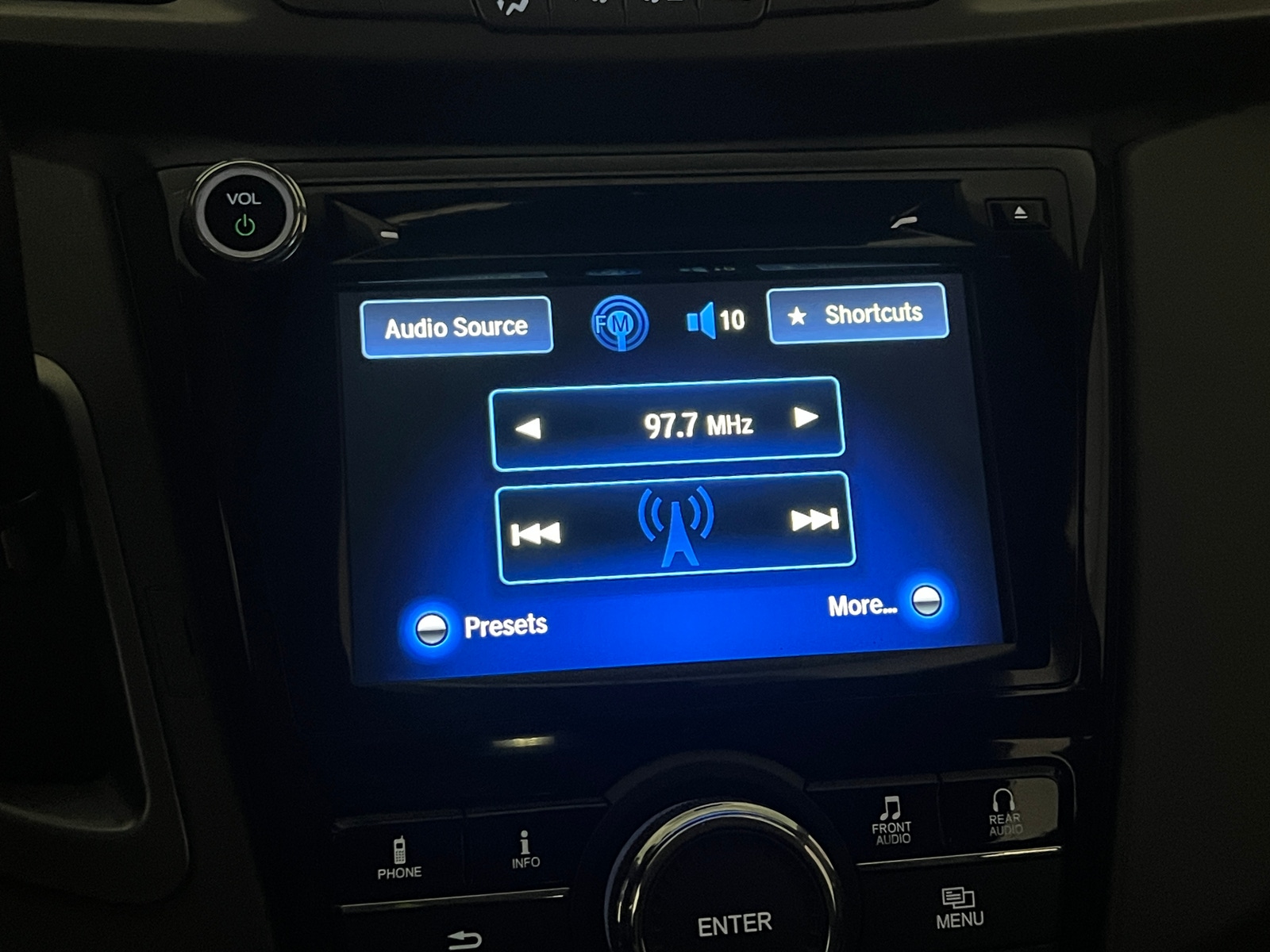 Thumbnail: 2015 Honda Odyssey - 3