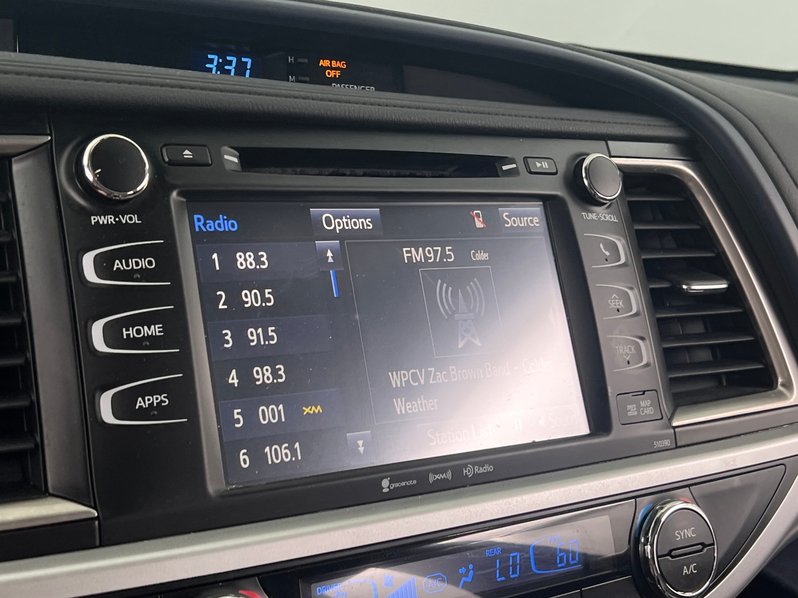 Thumbnail: 2019 Toyota Highlander - 3