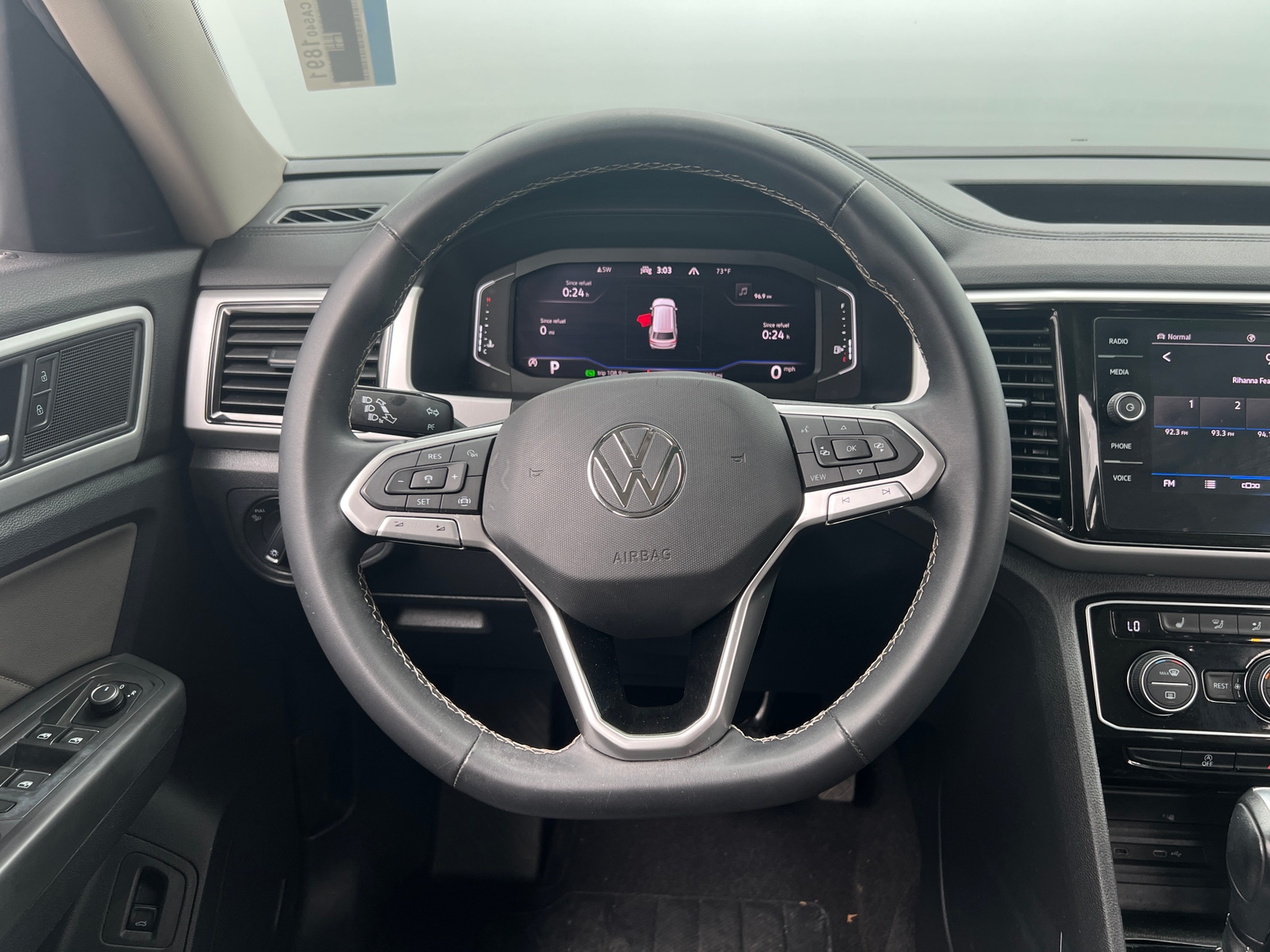 Thumbnail: 2022 Volkswagen Atlas - 4