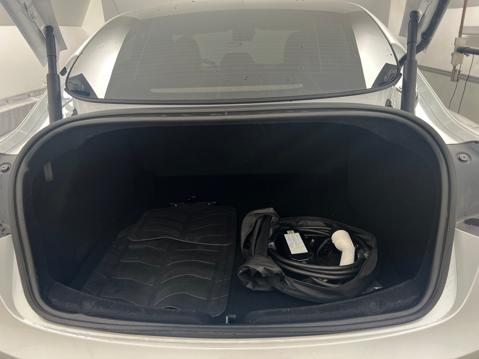 Thumbnail: 2025 Tesla Model 3 - 6