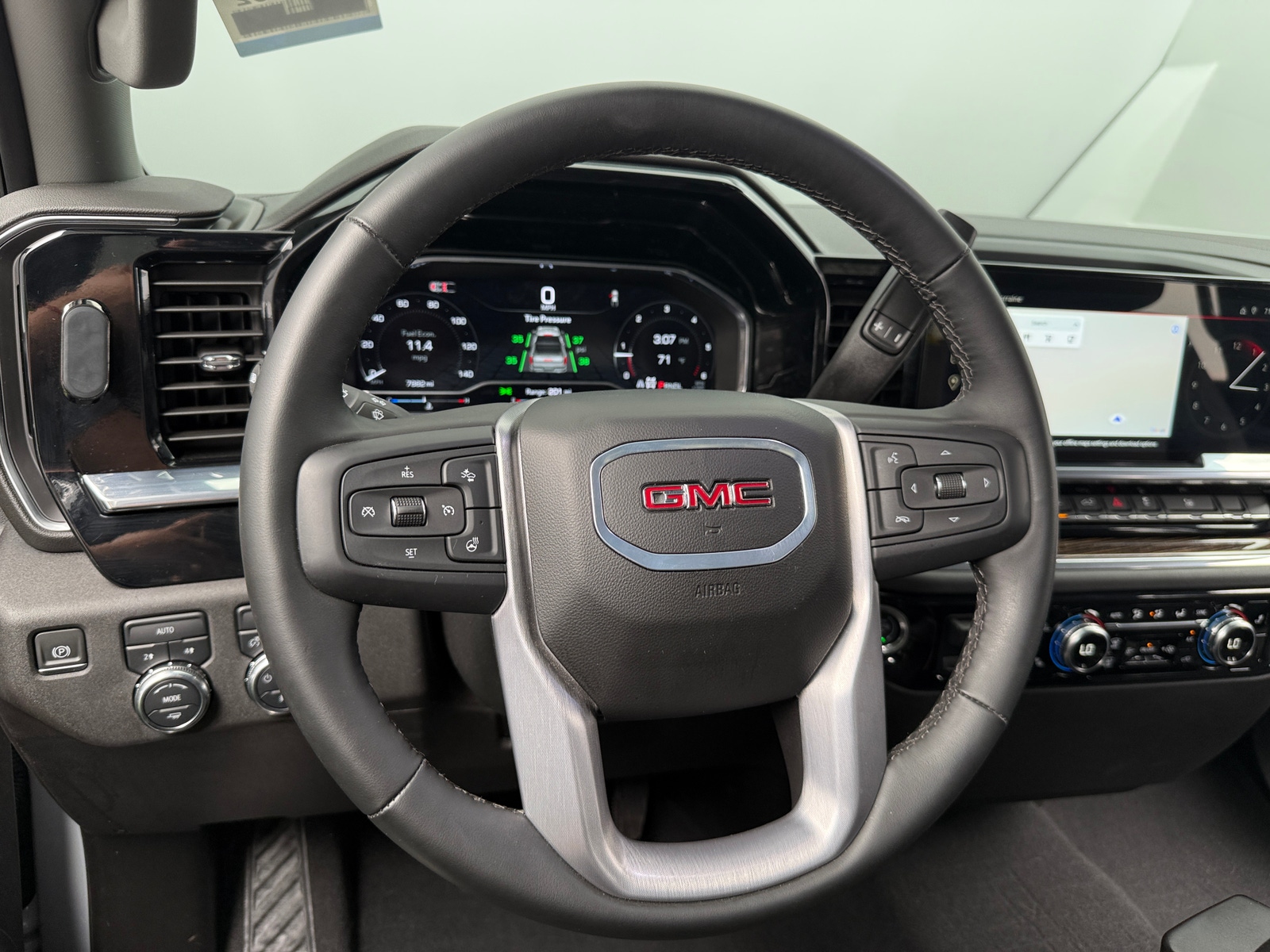 Thumbnail: 2024 GMC Sierra 1500 - 5