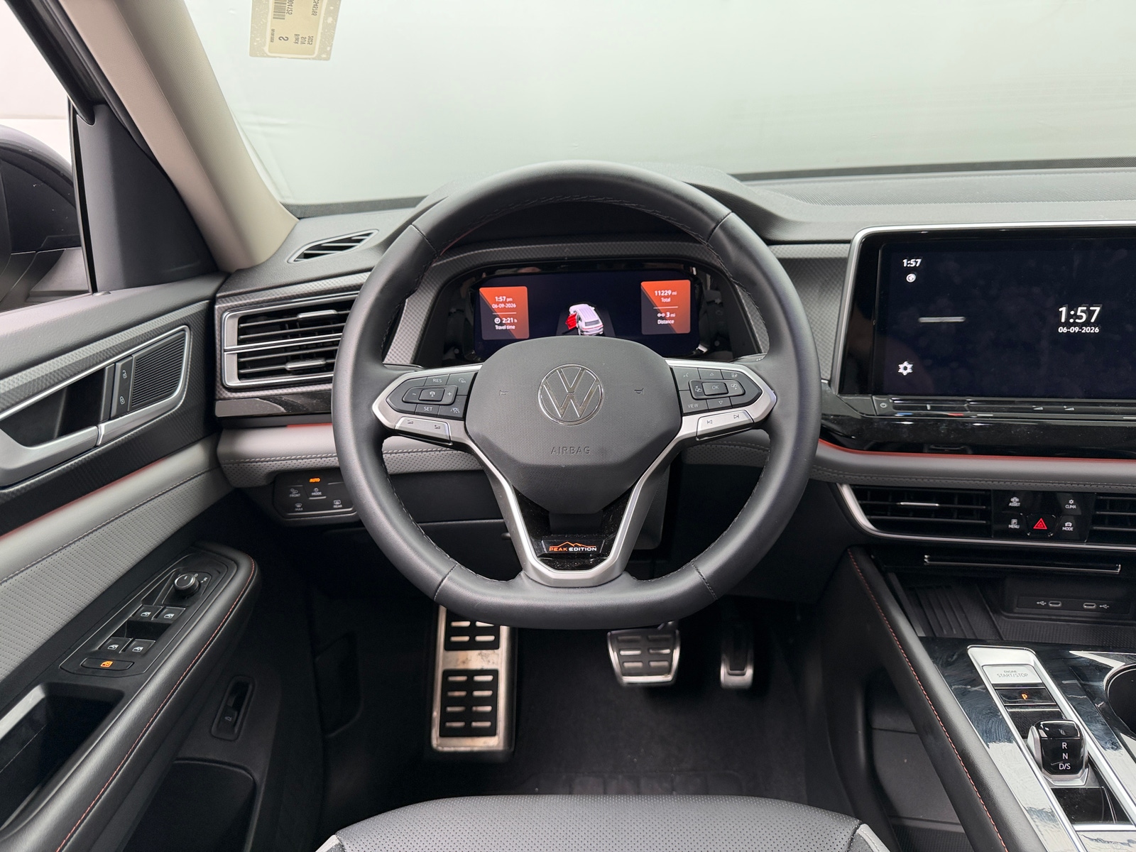 Thumbnail: 2025 Volkswagen Atlas - 4
