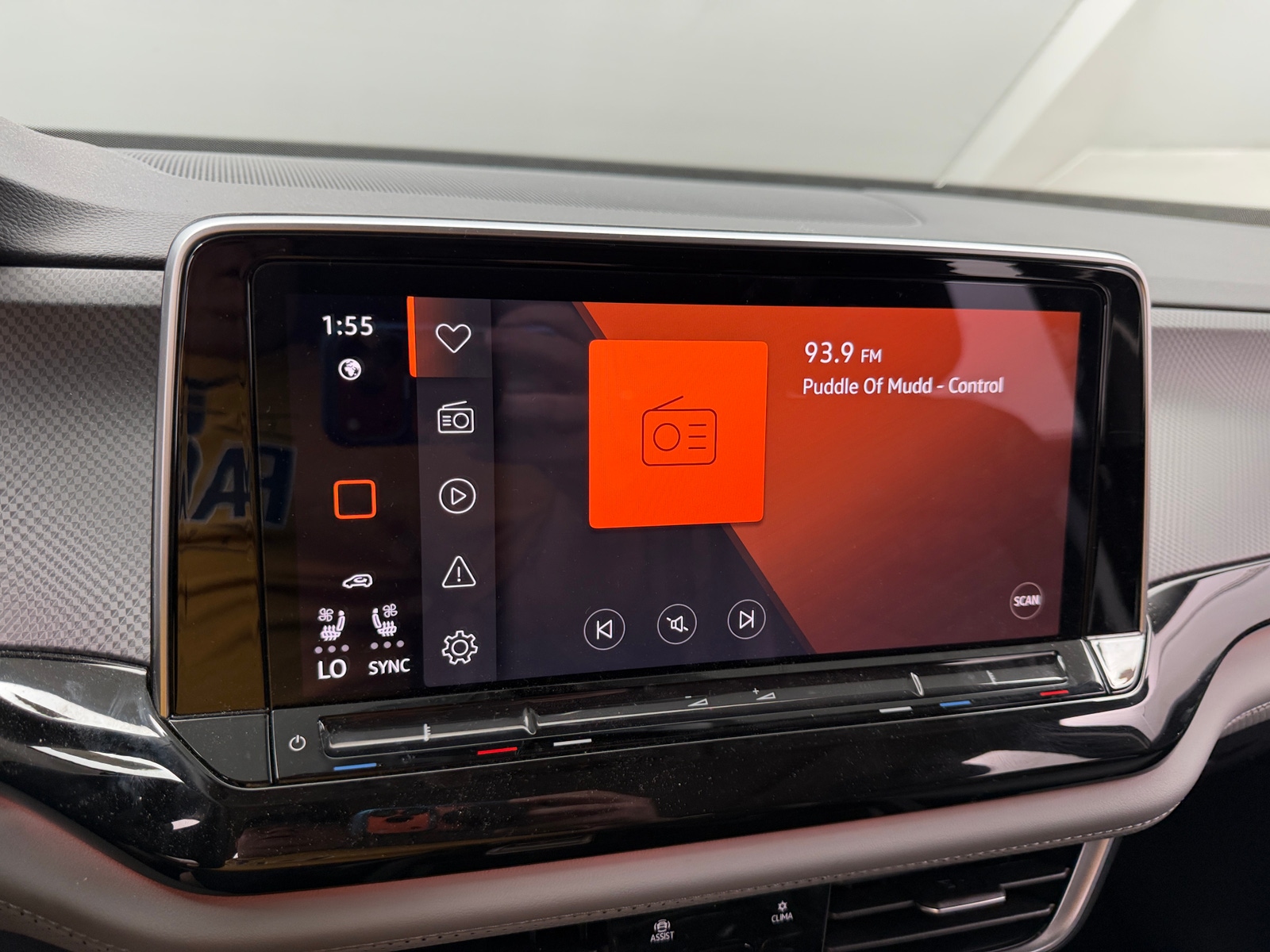 Thumbnail: 2025 Volkswagen Atlas - 3