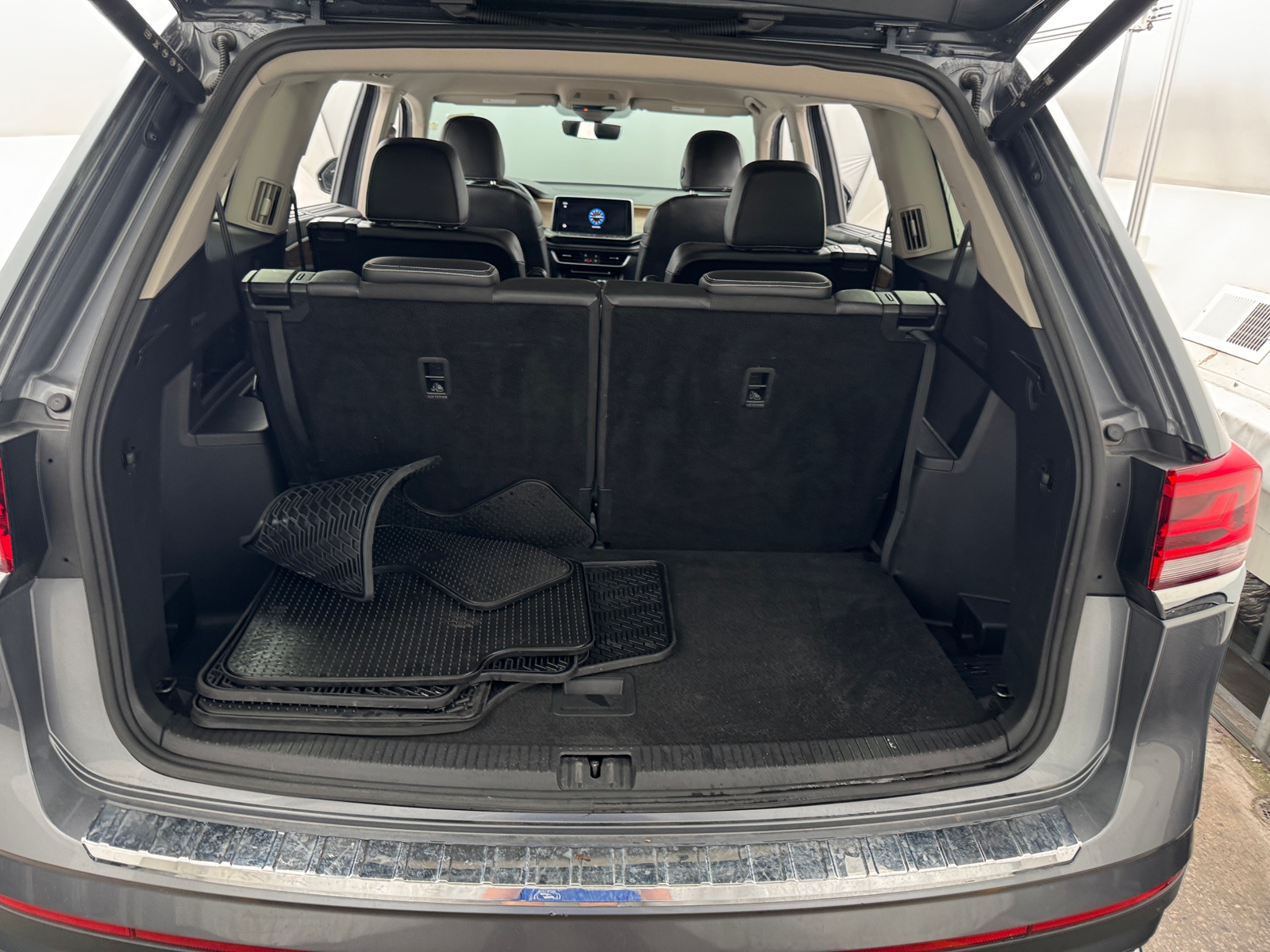 Thumbnail: 2024 Volkswagen Atlas - 6