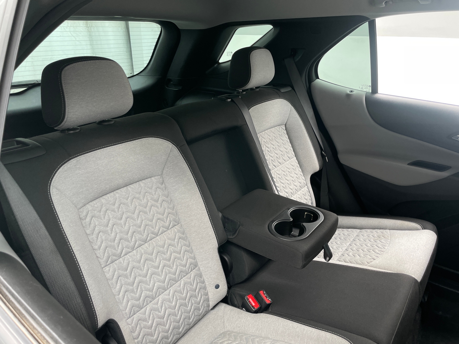 Thumbnail: 2022 Chevrolet Equinox - 6
