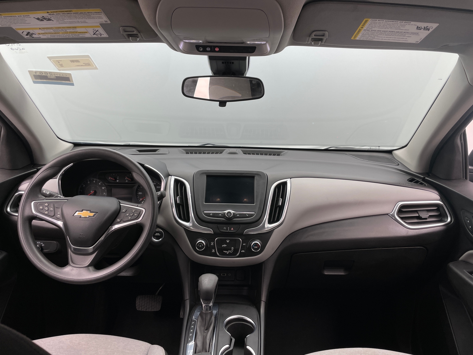 Thumbnail: 2022 Chevrolet Equinox - 3