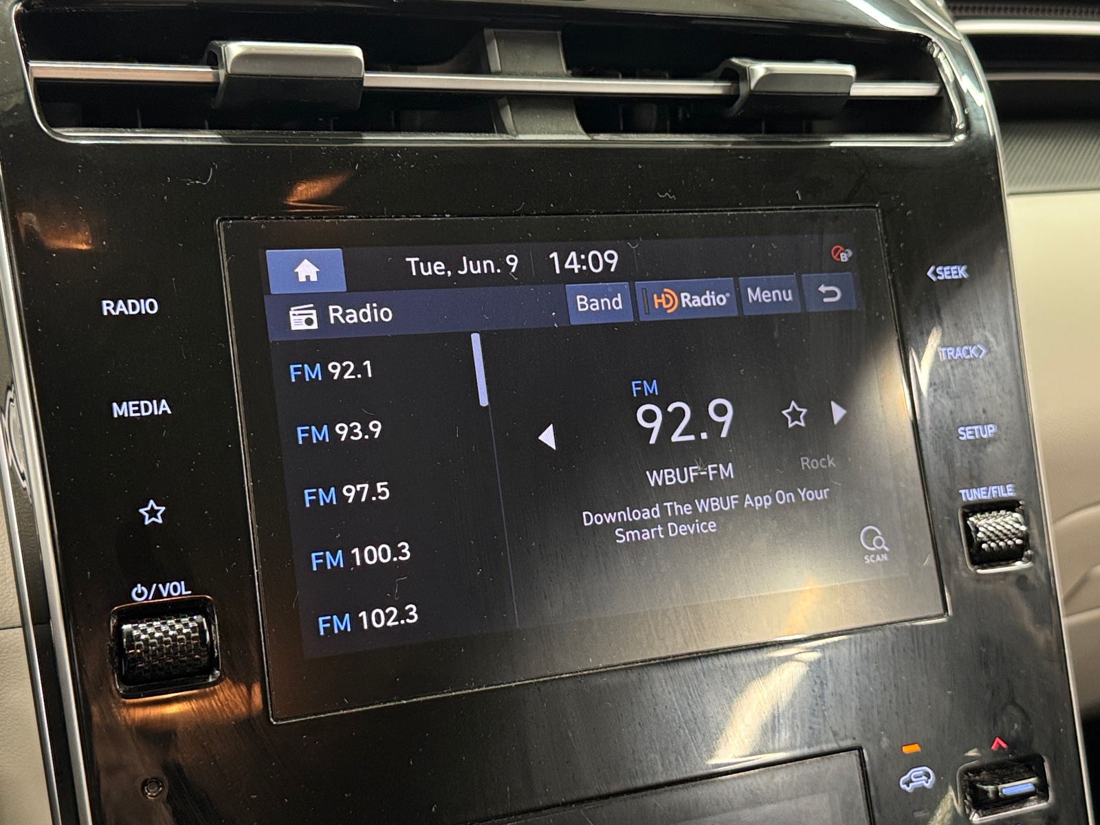 Thumbnail: 2022 Hyundai Tucson - 4