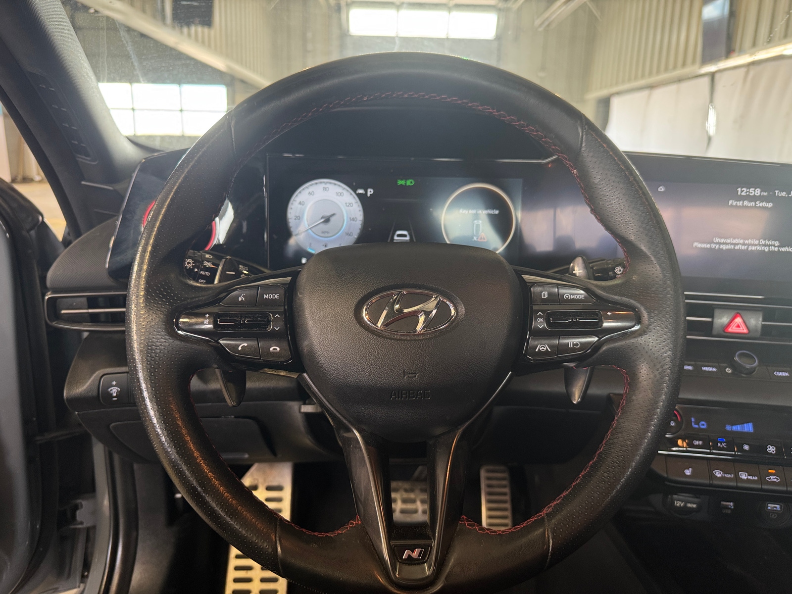 Thumbnail: 2023 Hyundai Elantra - 4