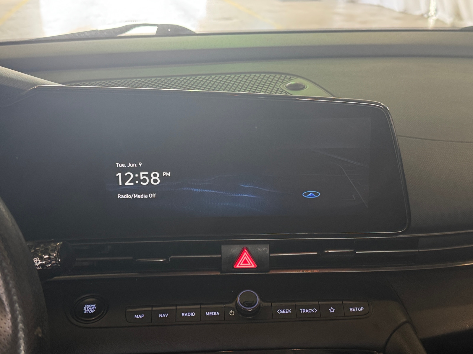 Thumbnail: 2023 Hyundai Elantra - 3