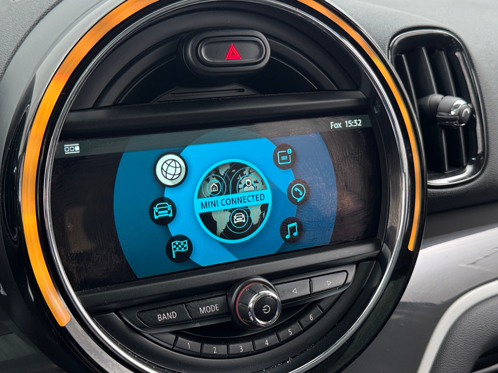 Thumbnail: 2017 MINI Cooper Countryman - 3